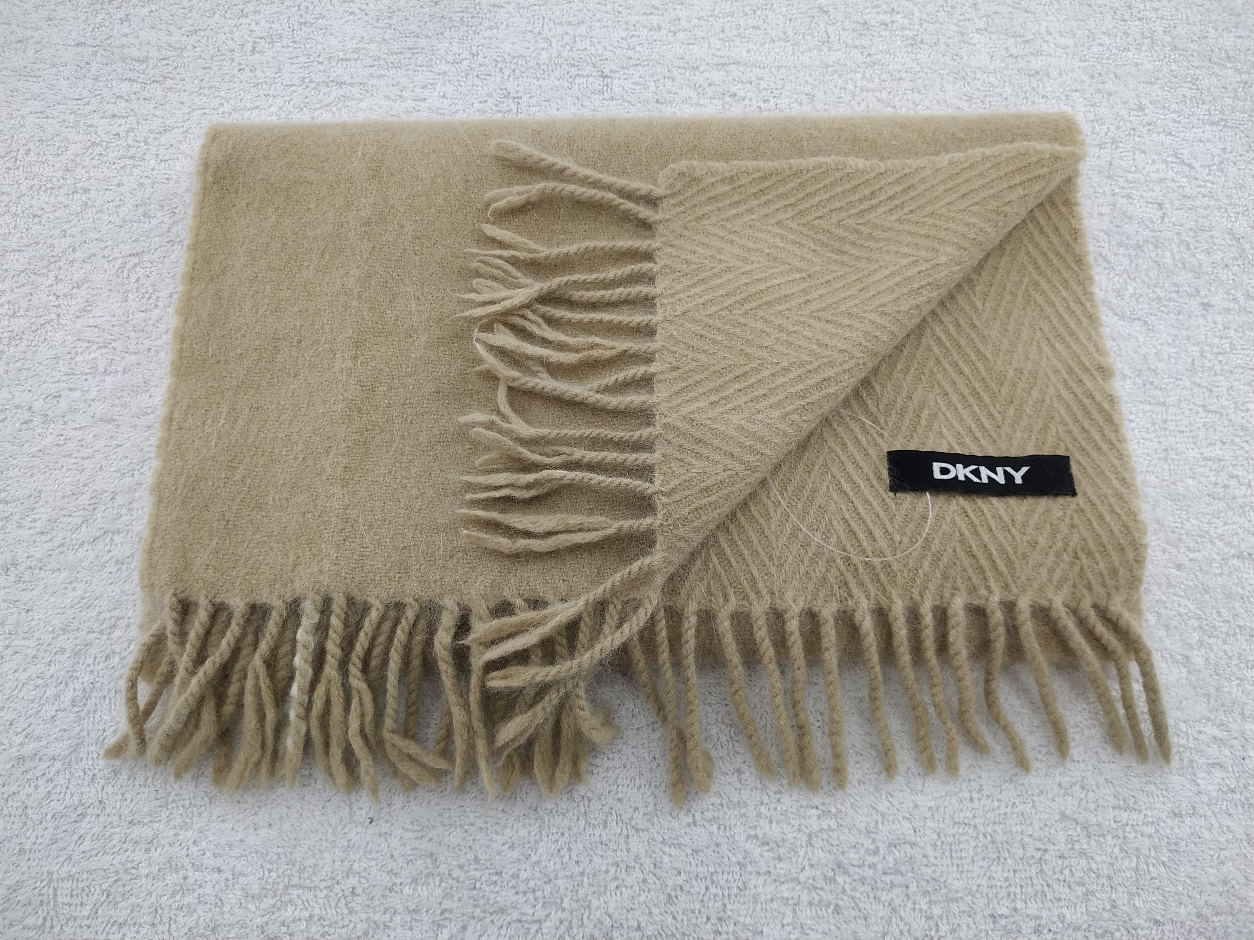 DKNY Vintage DKNY Scarf/Muffler/Neckwear MF475 Size ONE SIZE - 4 Thumbnail