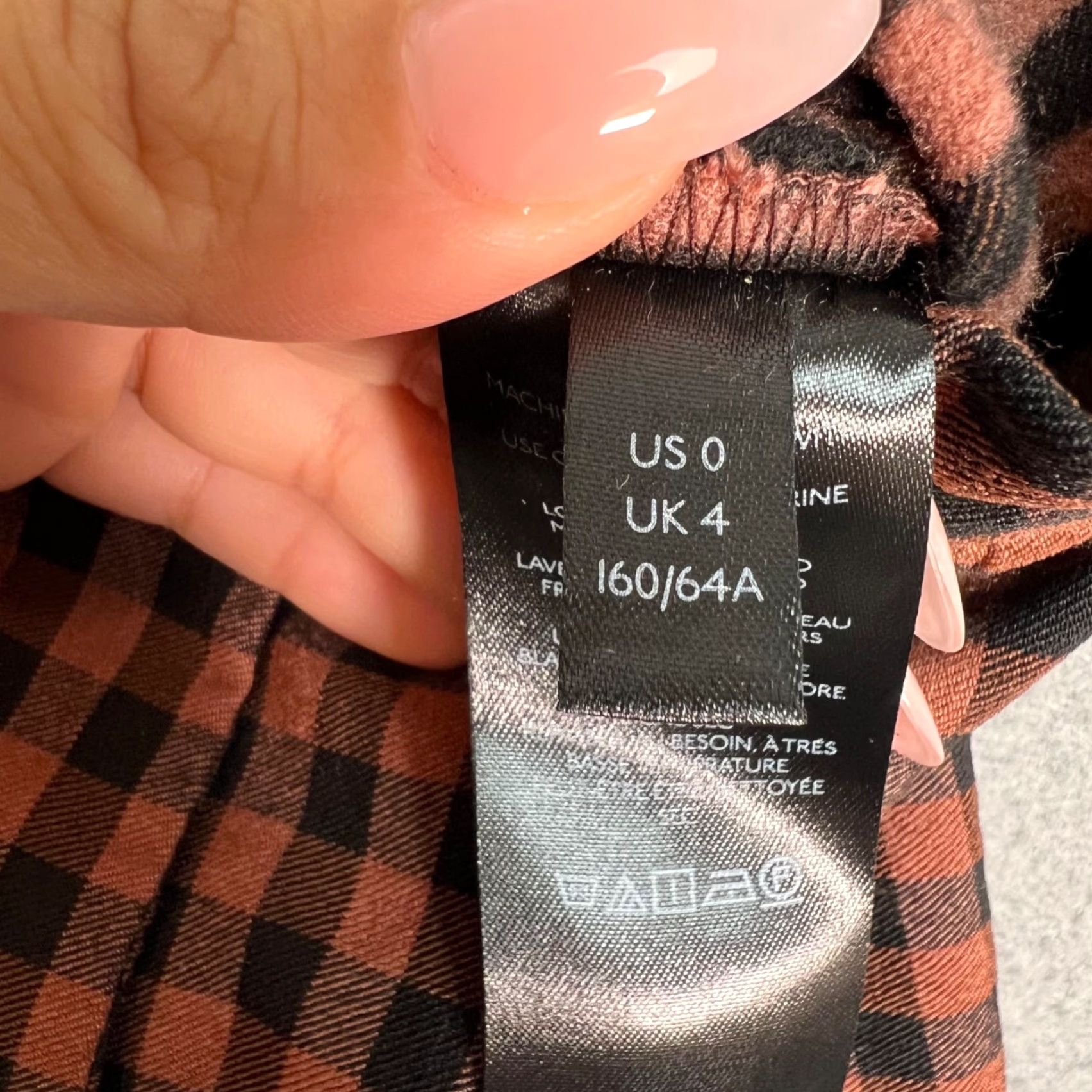 Urban Outfitters Urban Outfitters Womens Checkered Pants Size 0 Polyester & Viscose Blend Size 25" / US 0 / IT 36 - 4 Thumbnail