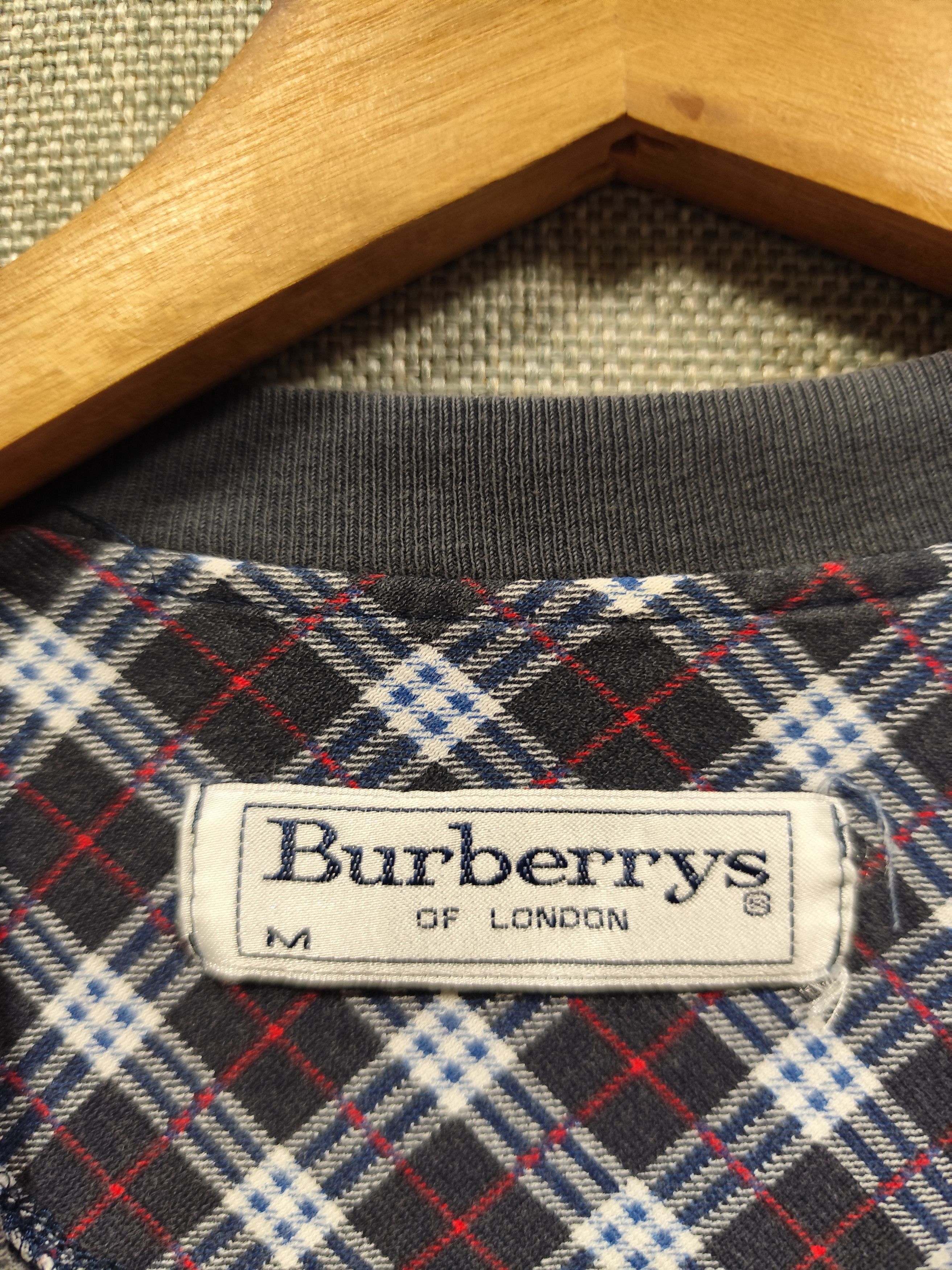 Burberry Vintage 90s Burberry Nova Check distressed Size US L / EU 52-54 / 3 - 5 Thumbnail