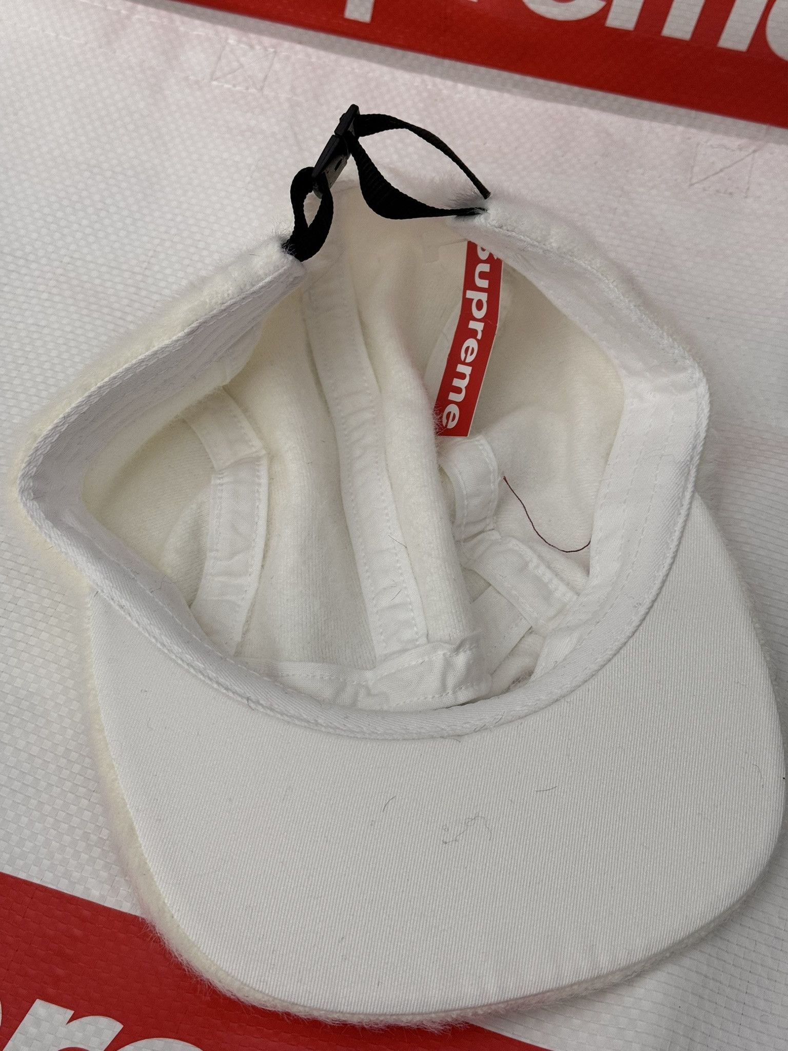 Supreme Supreme Faux Fur Camp Cap White fw 19 Size ONE SIZE - 8 Thumbnail