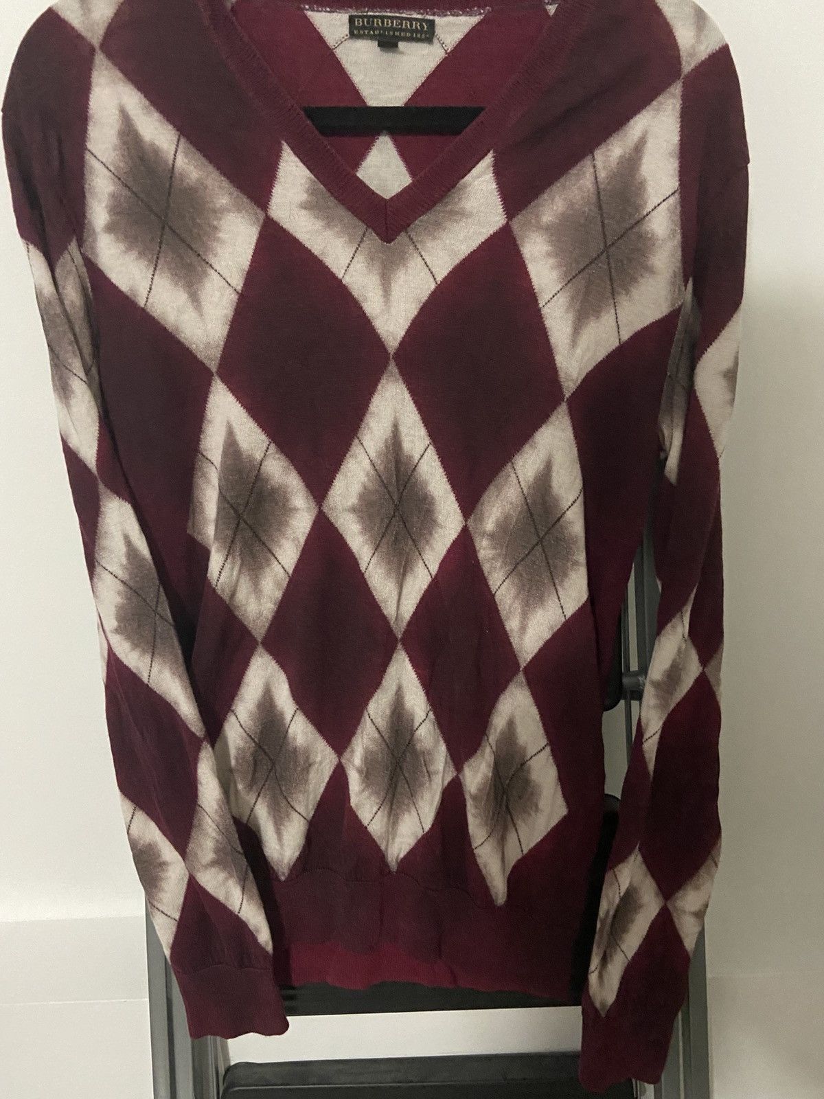 Burberry Burberry Sweater Mens Maroon Argyle Long Sleeve V-Neck Size US M / EU 48-50 / 2 - 5 Thumbnail