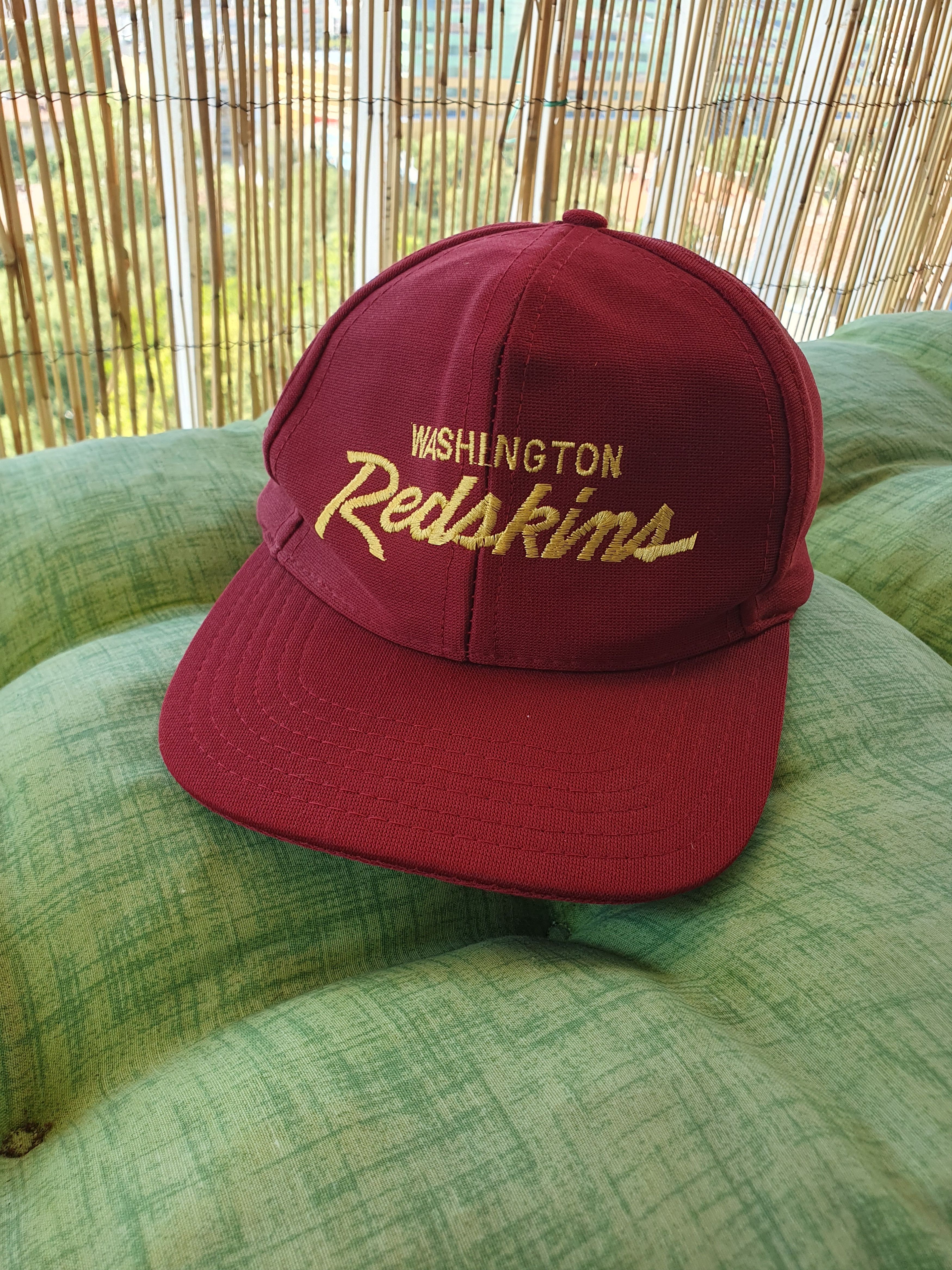 NFL × Vintage Washington Redskins NFL Script Euro Cap Snapback Hat Size ONE SIZE - 6 Thumbnail