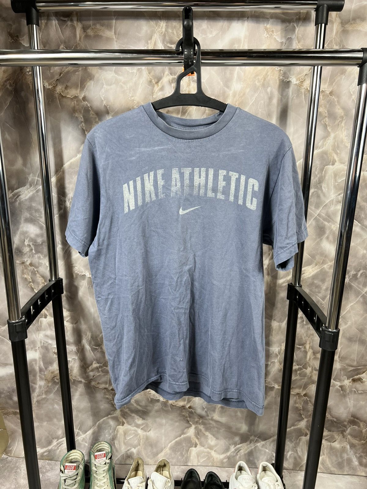 Vintage Vintage 90s Nike Distressed Tee Size US S / EU 44-46 / 1 - 1 Thumbnail