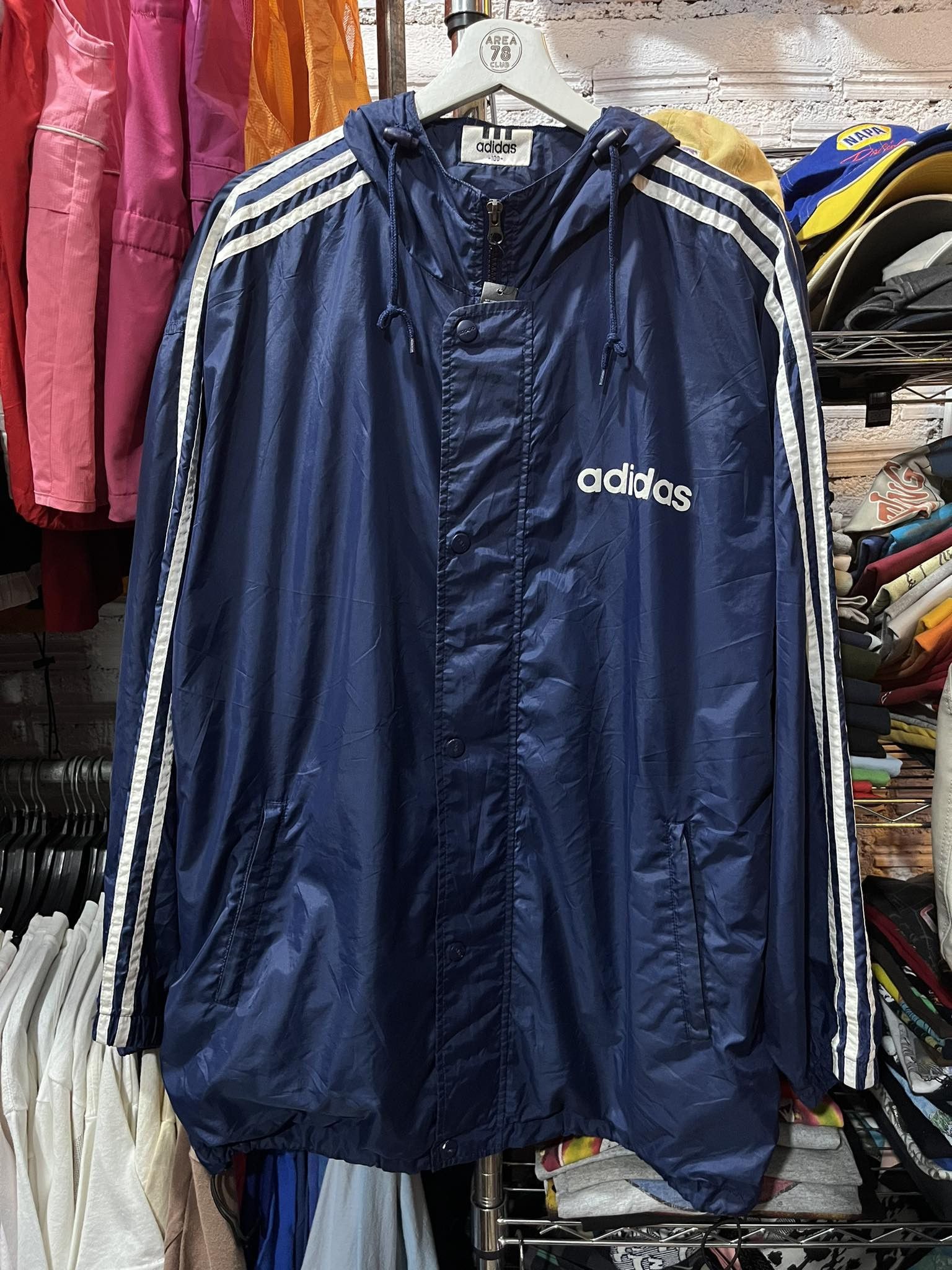 Adidas Adidas 3-Stripes Windbreaker Hoodie Jacket Logo Size US L / EU 52-54 / 3 - 1 Thumbnail