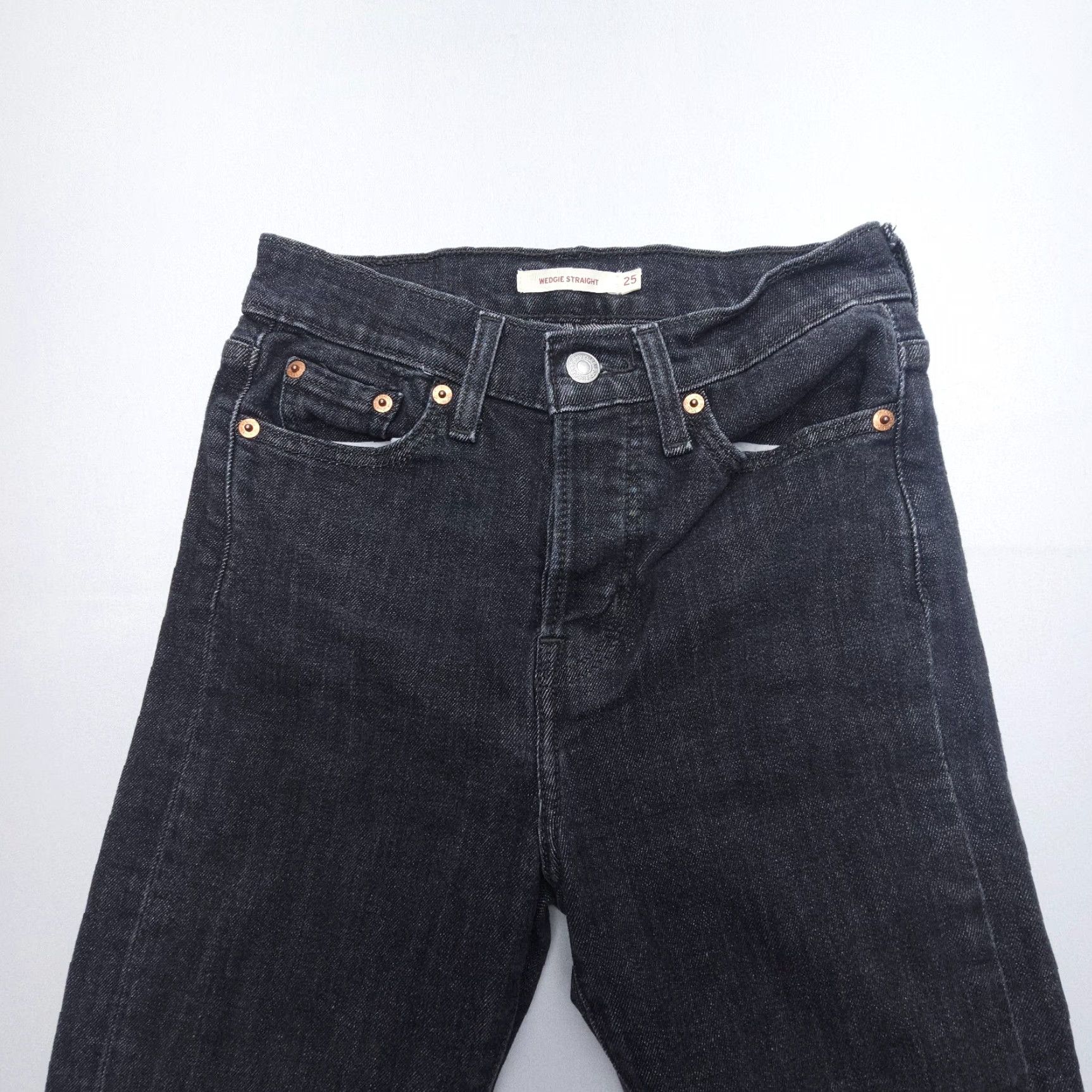 Levi's VINTAGE Levi's Wedgie Straight Jeans Womens 25 Black Button Fly Stretch Denim Size 42" / US 20 - 4 Thumbnail
