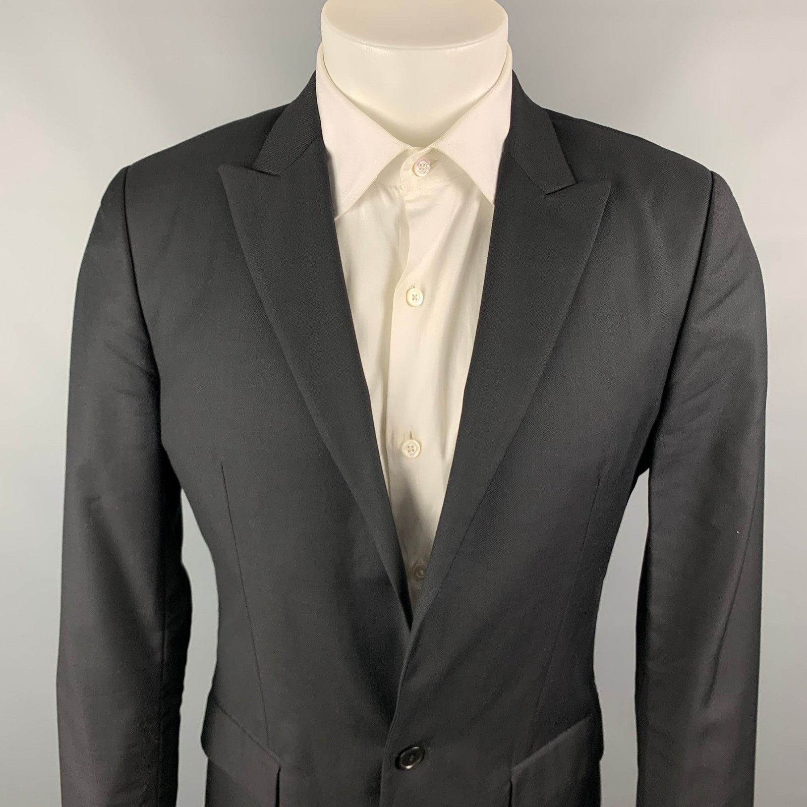 Calvin Klein Size 38 Black Wool / Silk Peak Lapel Sport Coat Size 36R - 2 Thumbnail