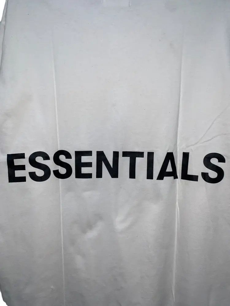Fear of God Essentials Fear Of God back script oversized longsleeve Size US M / EU 48-50 / 2 - 3 Thumbnail