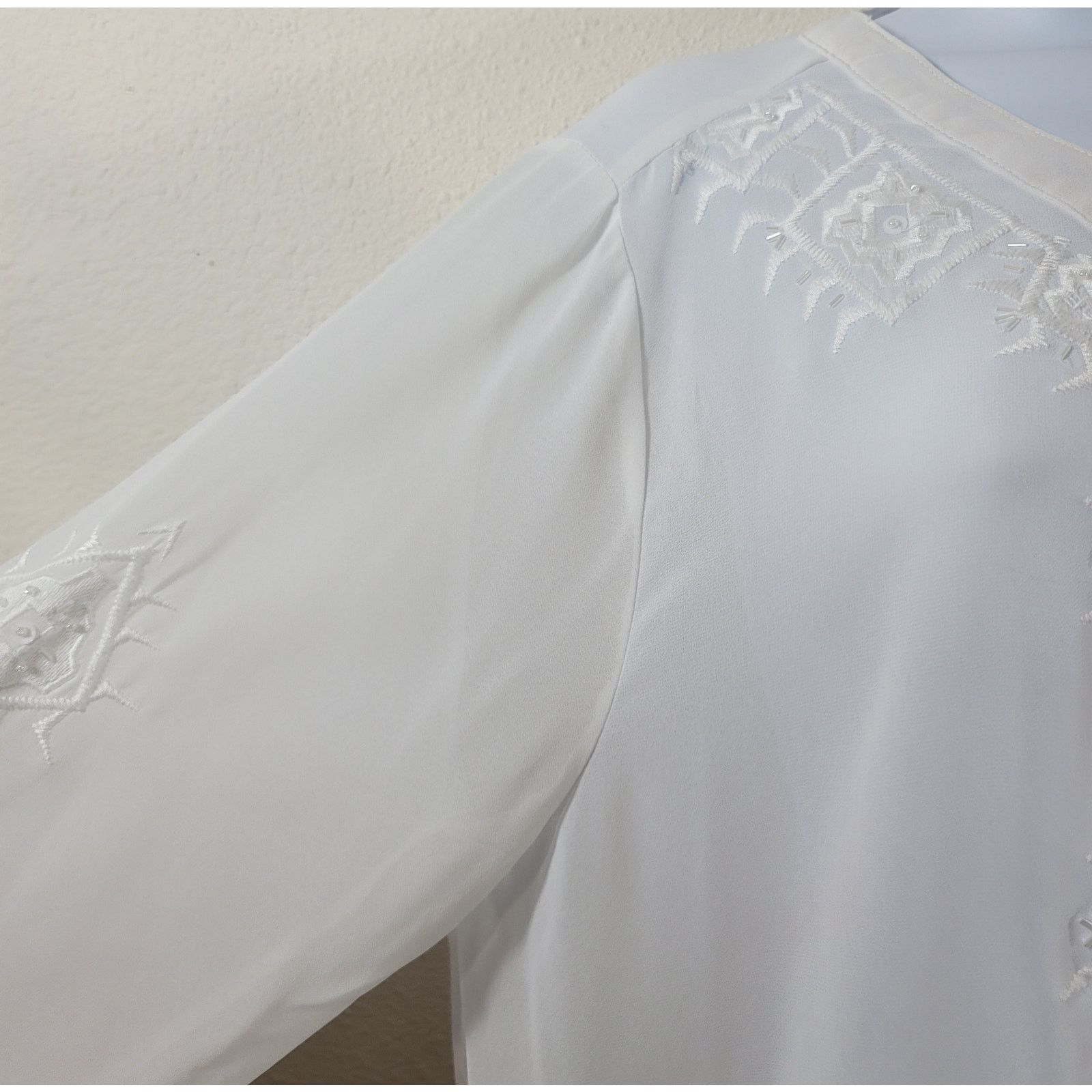 Other Lane Bryant White Beaded Embroidered Bodice Sheer Top 14 16 Size XL / US 12-14 / IT 48-50 - 6 Thumbnail