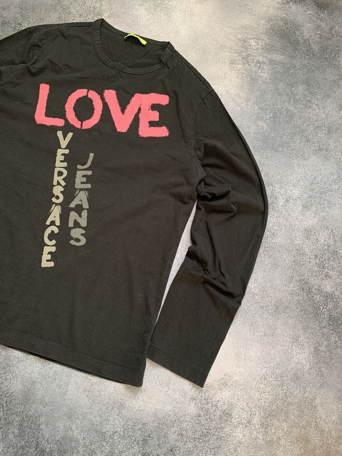 Versace × Versace Jeans Couture Versace jeans love long sleeve y2k Size US M / EU 48-50 / 2 - 3 Thumbnail