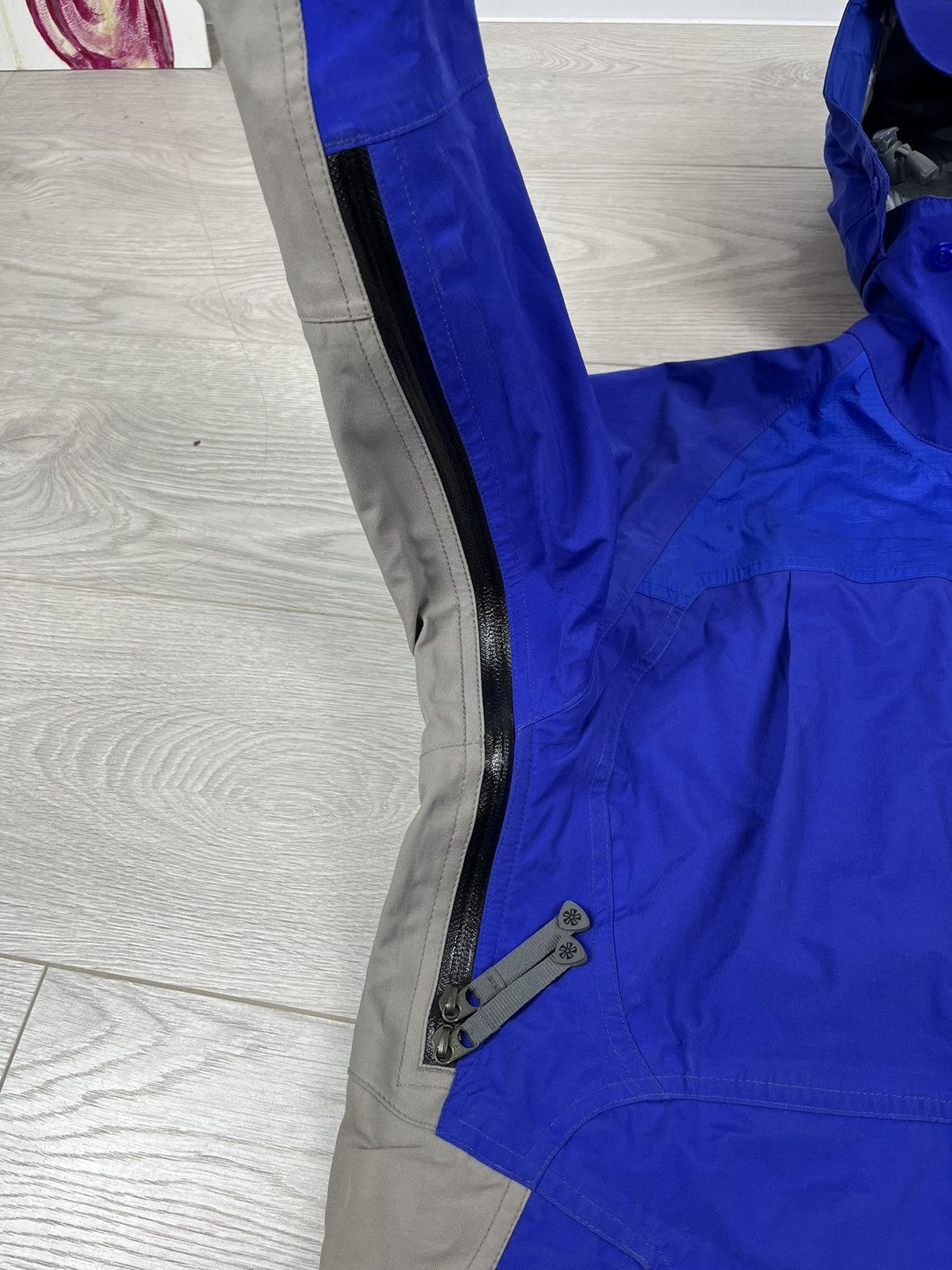 Vintage Nike ACG Vintage 00s Blue Waterproof Gorpcore Jacket Size US S / EU 44-46 / 1 - 10 Thumbnail