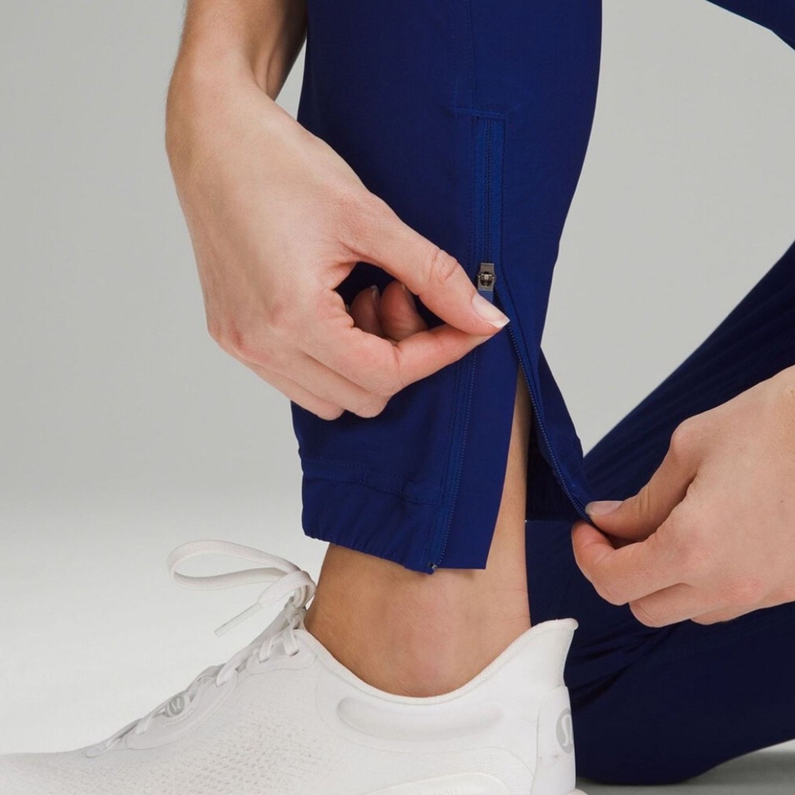 Lululemon NWT Adapted State High-Rise Joggers Full Length Size 27" / US 4 / IT 40 - 4 Thumbnail
