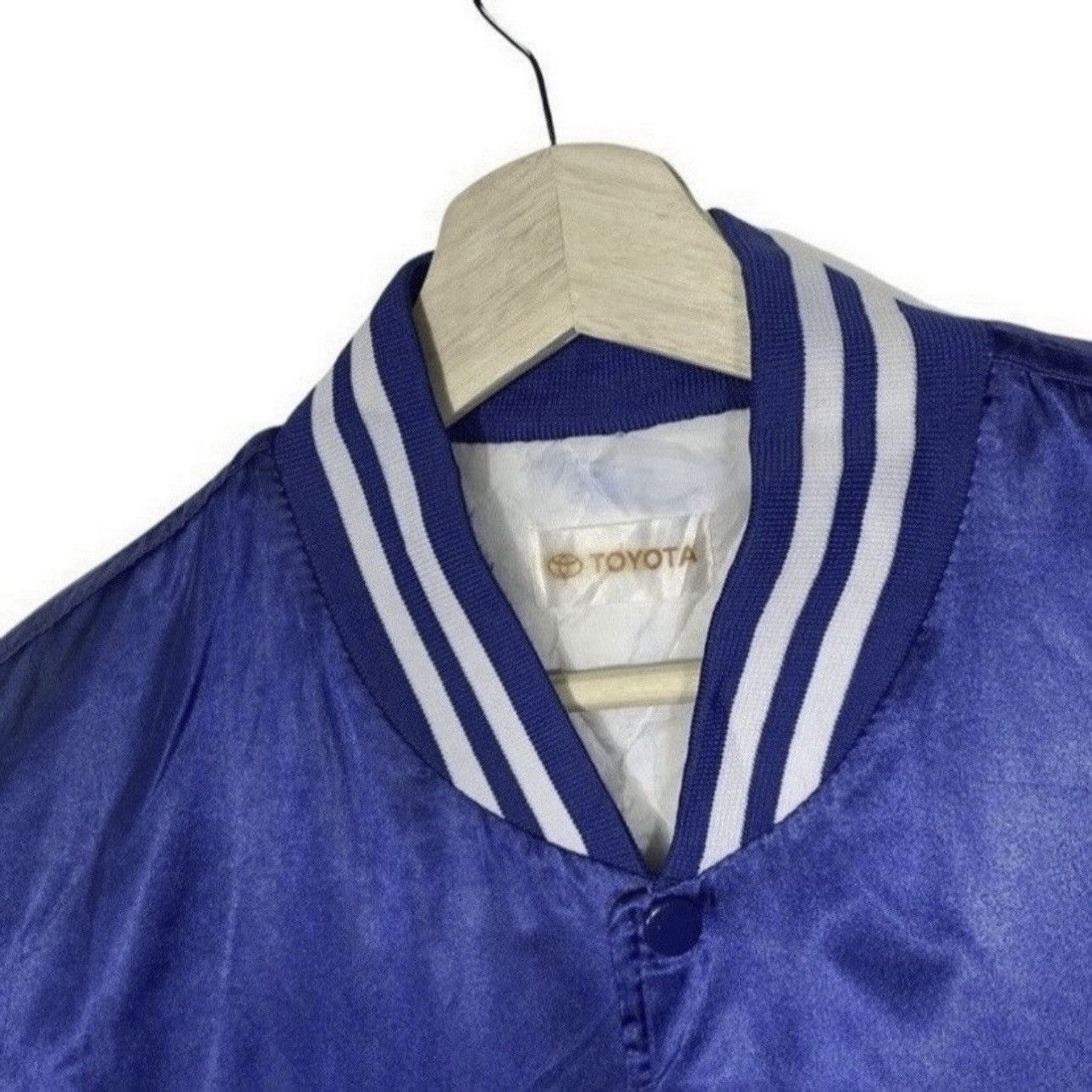 Vintage varsity jacket toyota big logo embroidered Size US L / EU 52-54 / 3 - 4 Thumbnail