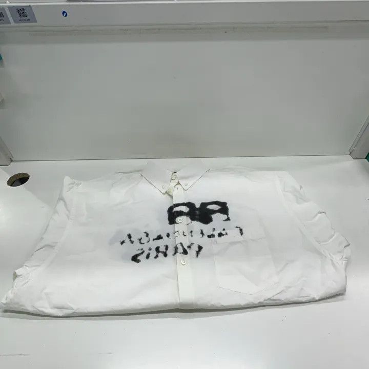 Balenciaga Balenciaga Balenciaga Long Sleeve White Shirt for Men -250 Size US M / EU 48-50 / 2 - 8 Thumbnail