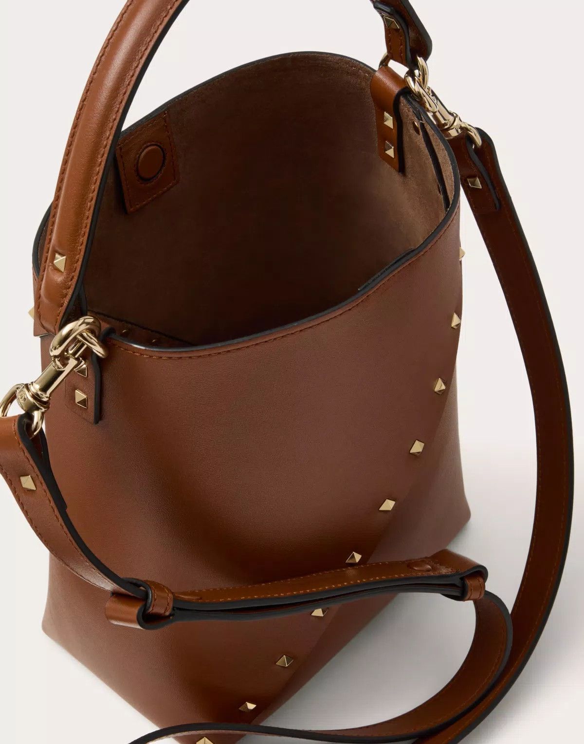 Valentino oc11z0725 Size:OS/ Wispy Calfskin Bucket Bag in Brown Size ONE SIZE - 6 Thumbnail