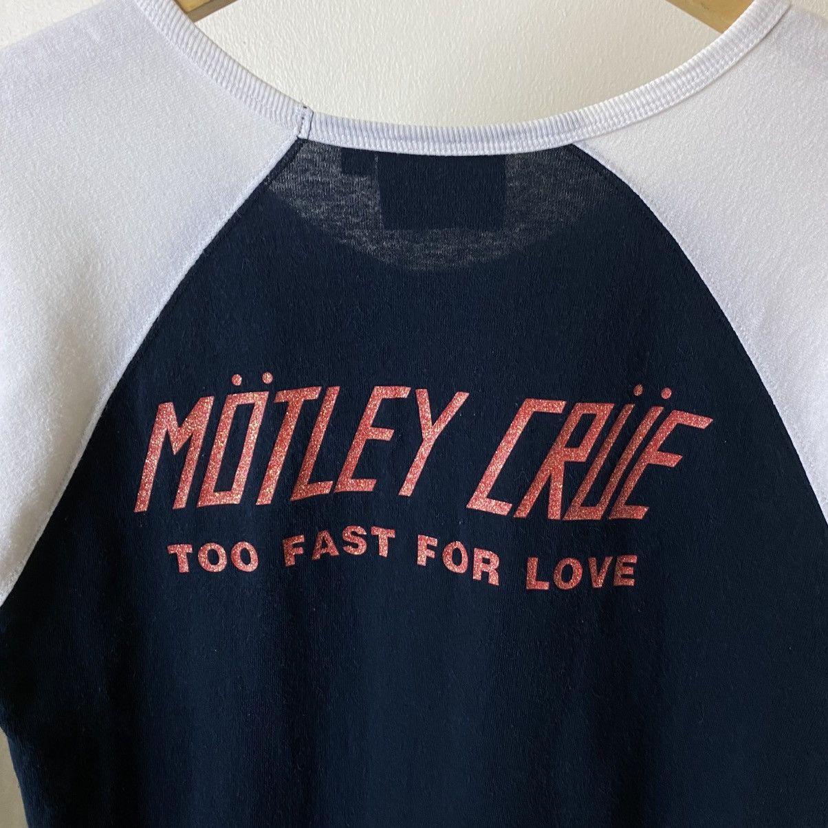 Band Tees Y2K Winterland x Motley Crue Too Fast For Love Raglan Tee Size US S / EU 44-46 / 1 - 9 Thumbnail