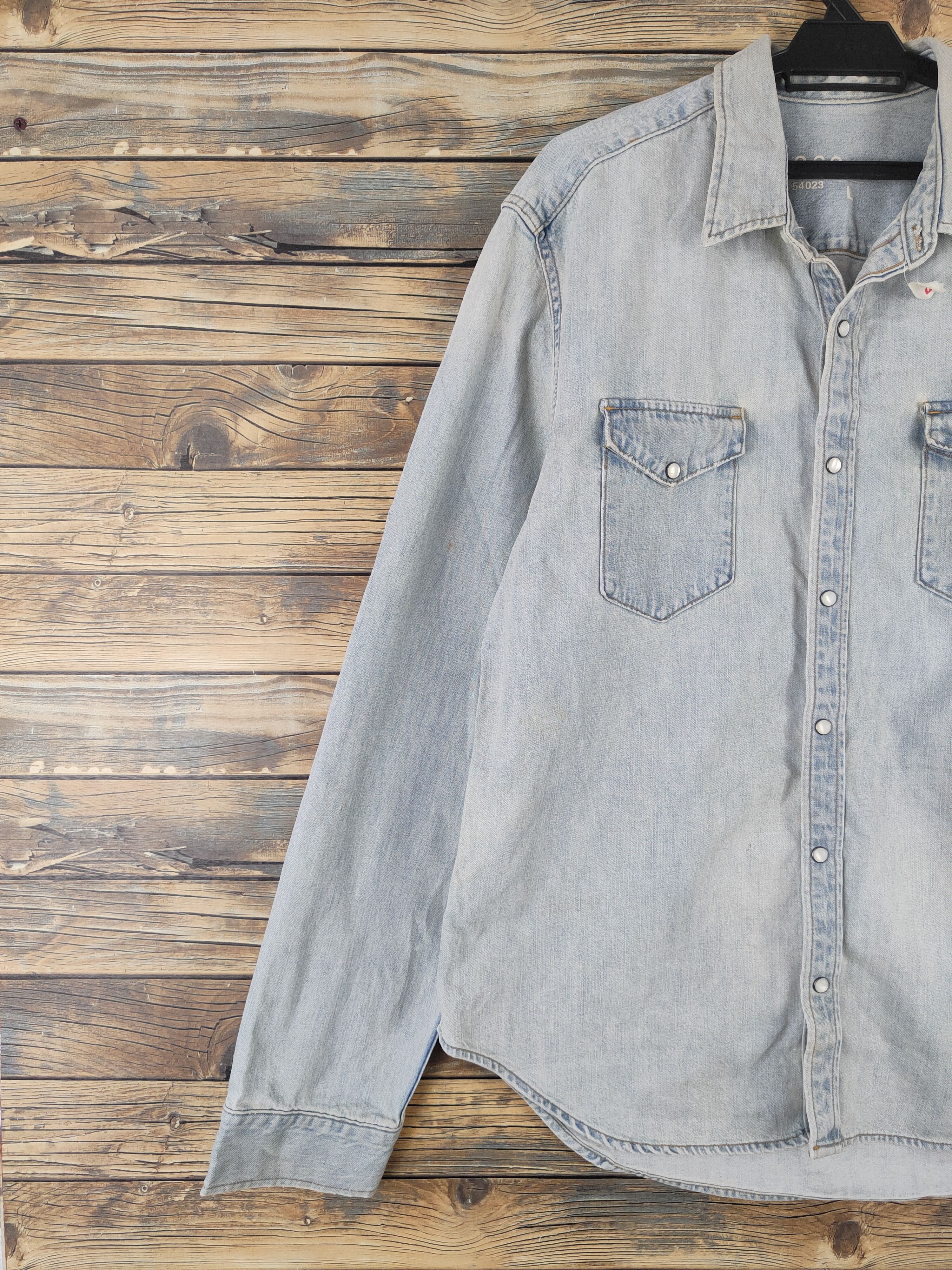 Gap DL Light Blue Denim Button Ups #531 Size US L / EU 52-54 / 3 - 3 Thumbnail