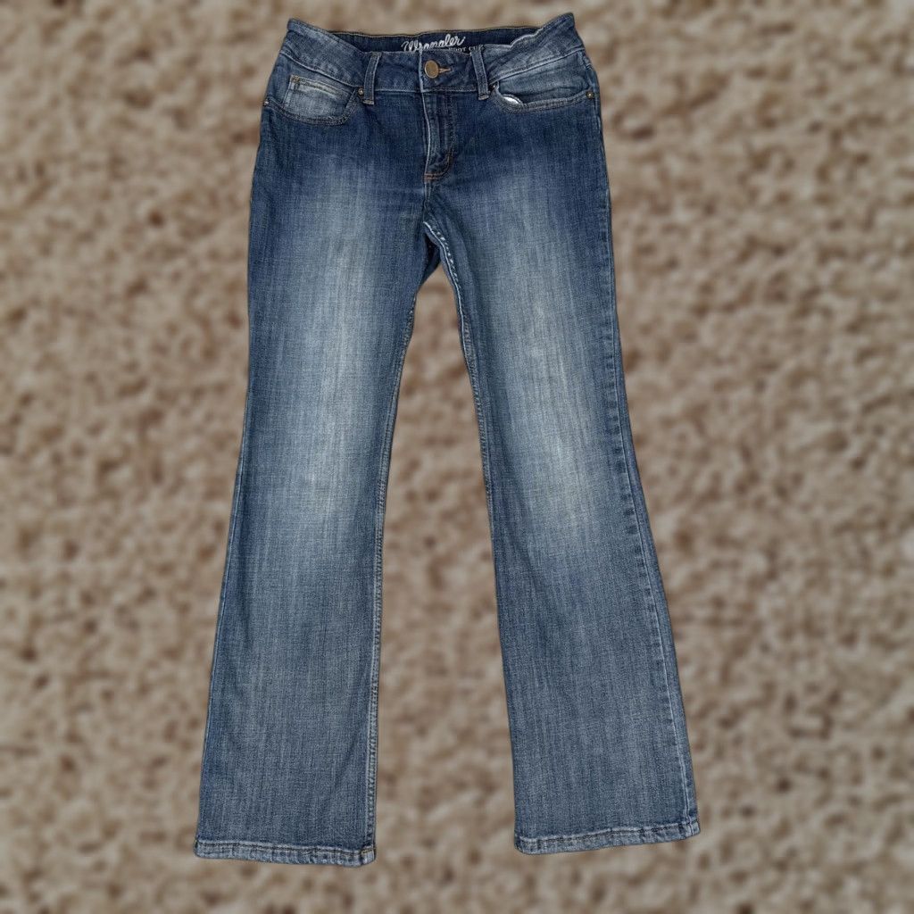 Wrangler Wrangler Jeans Womens Juniors 9 Blue Bootcut Mid Rise Stretch Denim Medium Wash Jeans Womens Juniors 9 Blue Bootcut Medium Wash Wrangler Size 30" / US 8 / IT 44 - 1 Thumbnail