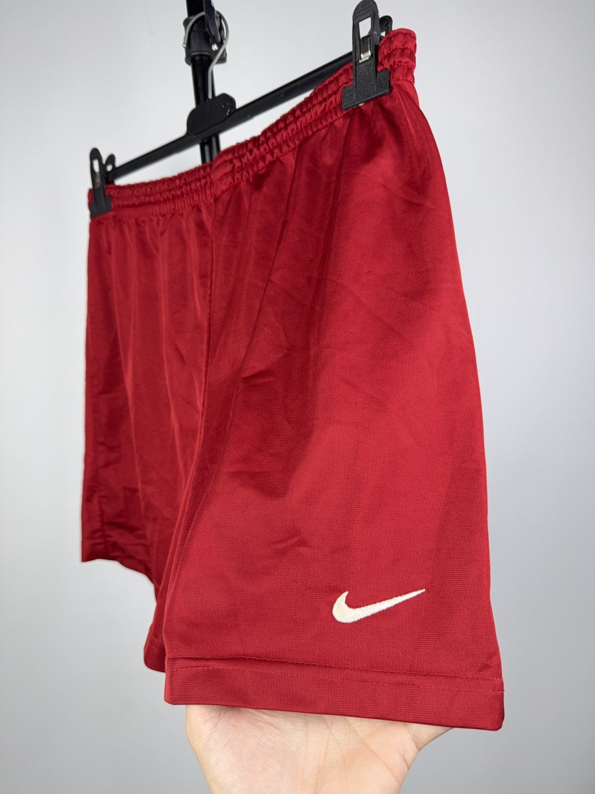 Nike Vintage 80s USA RETRO Nike Red Nylon Training Shorts Y2K Size US 31 - 5 Thumbnail