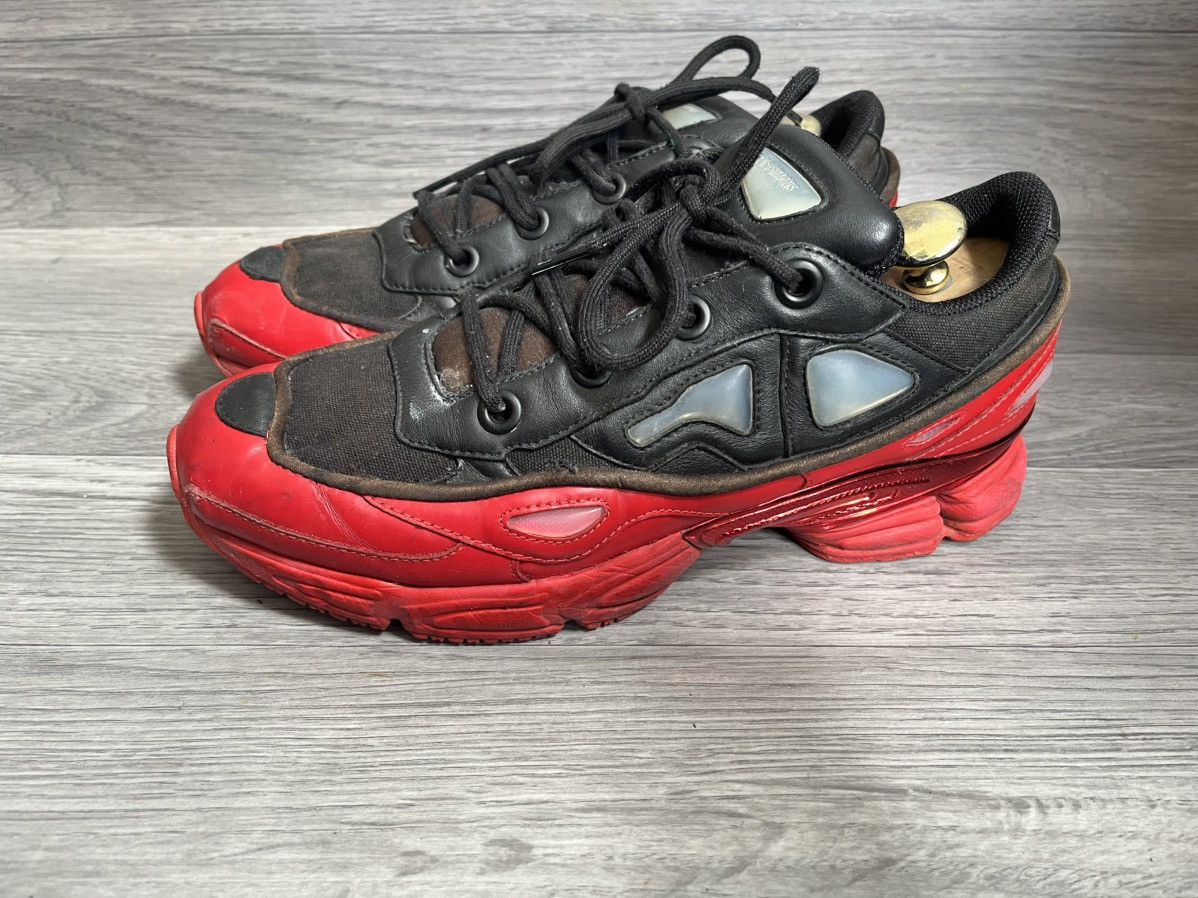 Raf Simons Adidas raf simons ozweegos sneakers Size US 10 / EU 43 - 5 Thumbnail