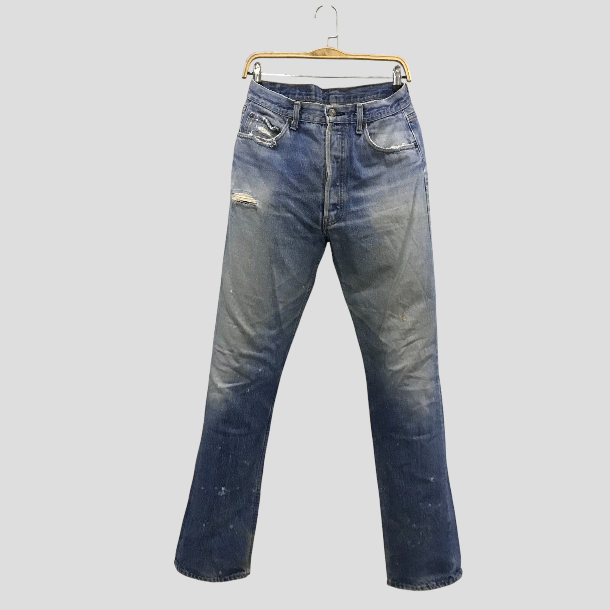 Levi's Vintage 90s Levi’s 501 Straight Leg Jeans Fade Blue Size US 31 - 1 Thumbnail