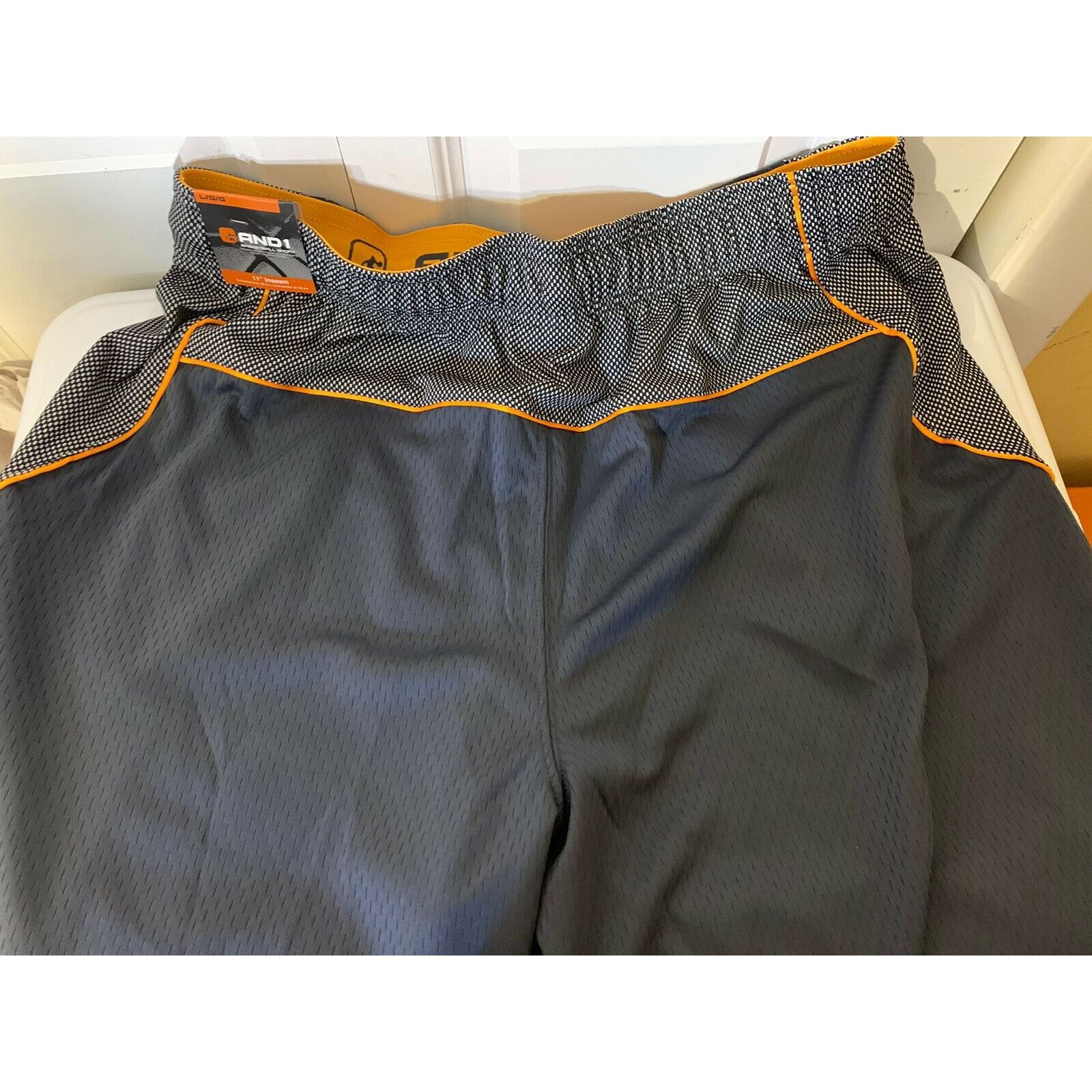 Other NEW AND1 Men's Sz L Long Mesh Basketball Shorts Gray NWT Size US 36 / EU 52 - 6 Thumbnail