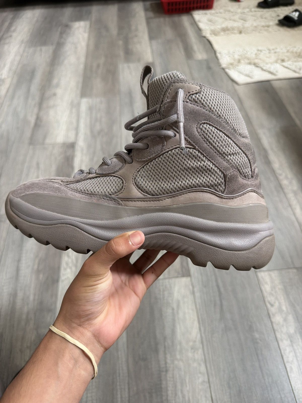 Yeezy yeezy boot season 7 cinder Size US 9.5 / EU 42-43 - 4 Thumbnail