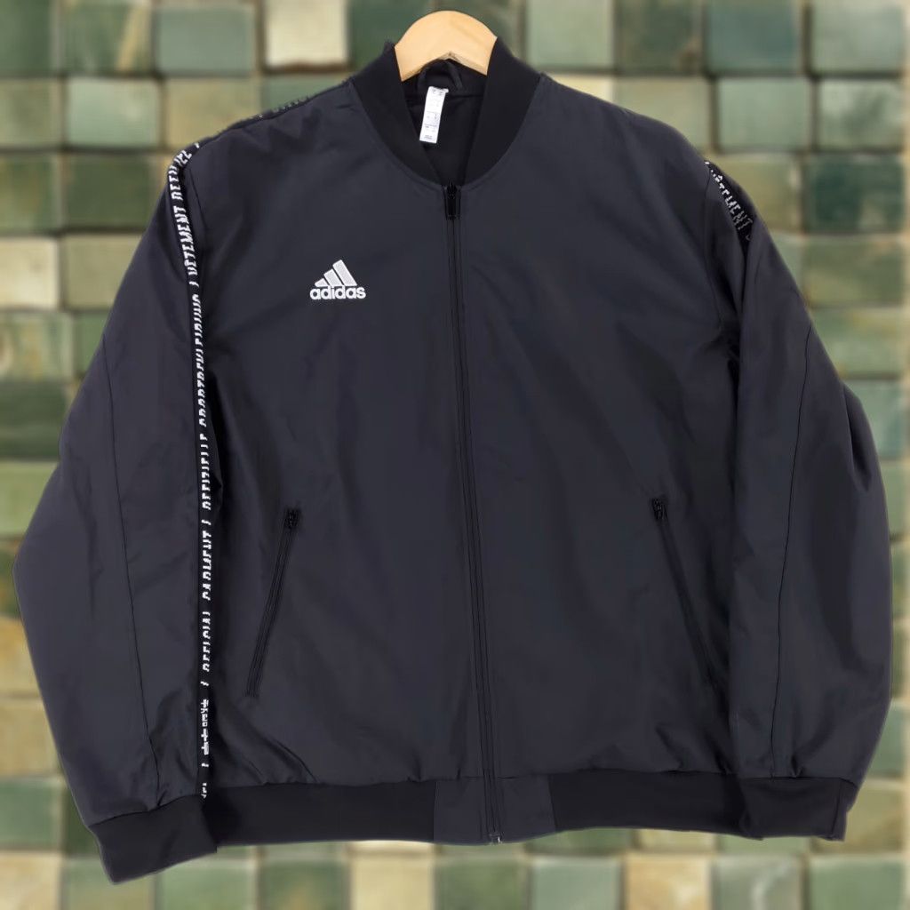 Adidas Adidas Vetement Officiel Full Zip Jacket Windbreaker Black Mens XL Size US XL / EU 56 / 4 - 1 Thumbnail