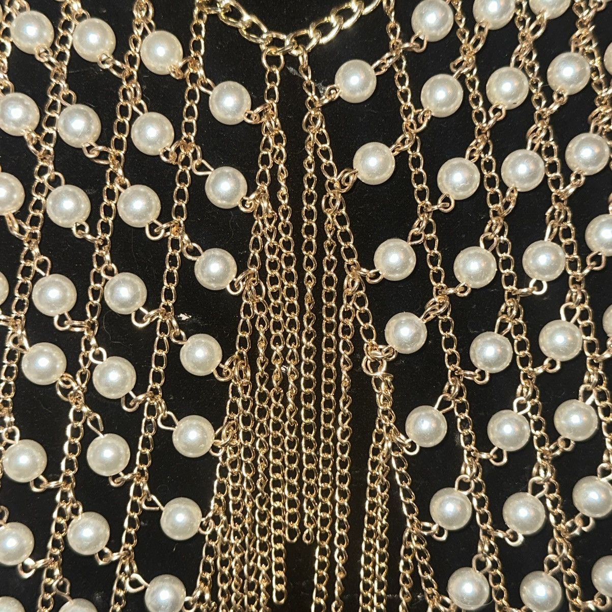 Other Gold tone chains and pearls body chain necklace Size ONE SIZE - 2 Thumbnail