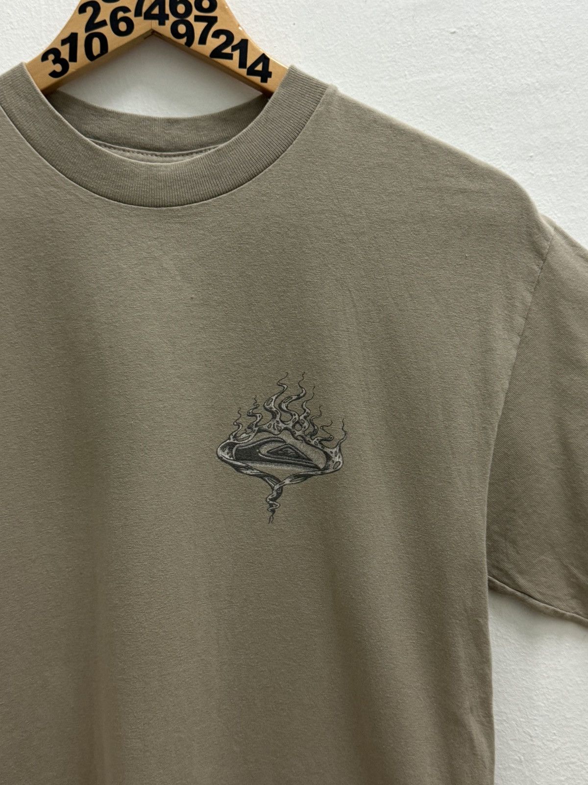 Quiksilver × Vintage Vintage Quiksilver Custom Cut Long For Short Tee Size US XS / EU 42 / 0 - 5 Thumbnail