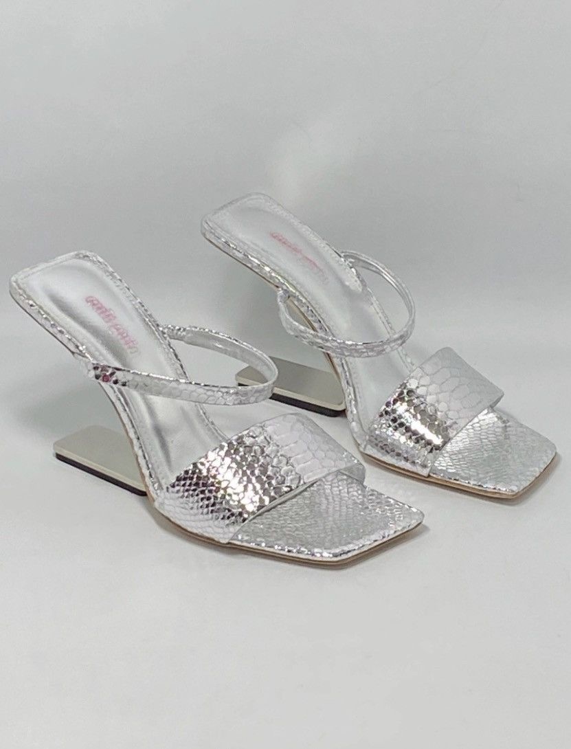 Cult Gaia Cult Gaia wedge heels Size US 7.5 / IT 37.5 - 3 Thumbnail