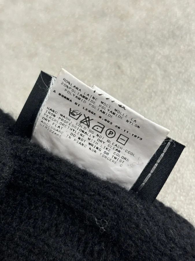 Dolce & Gabbana AW2003 Dolce & Gabbana Black Wool Pocket Scarf Size ONE SIZE - 10 Thumbnail