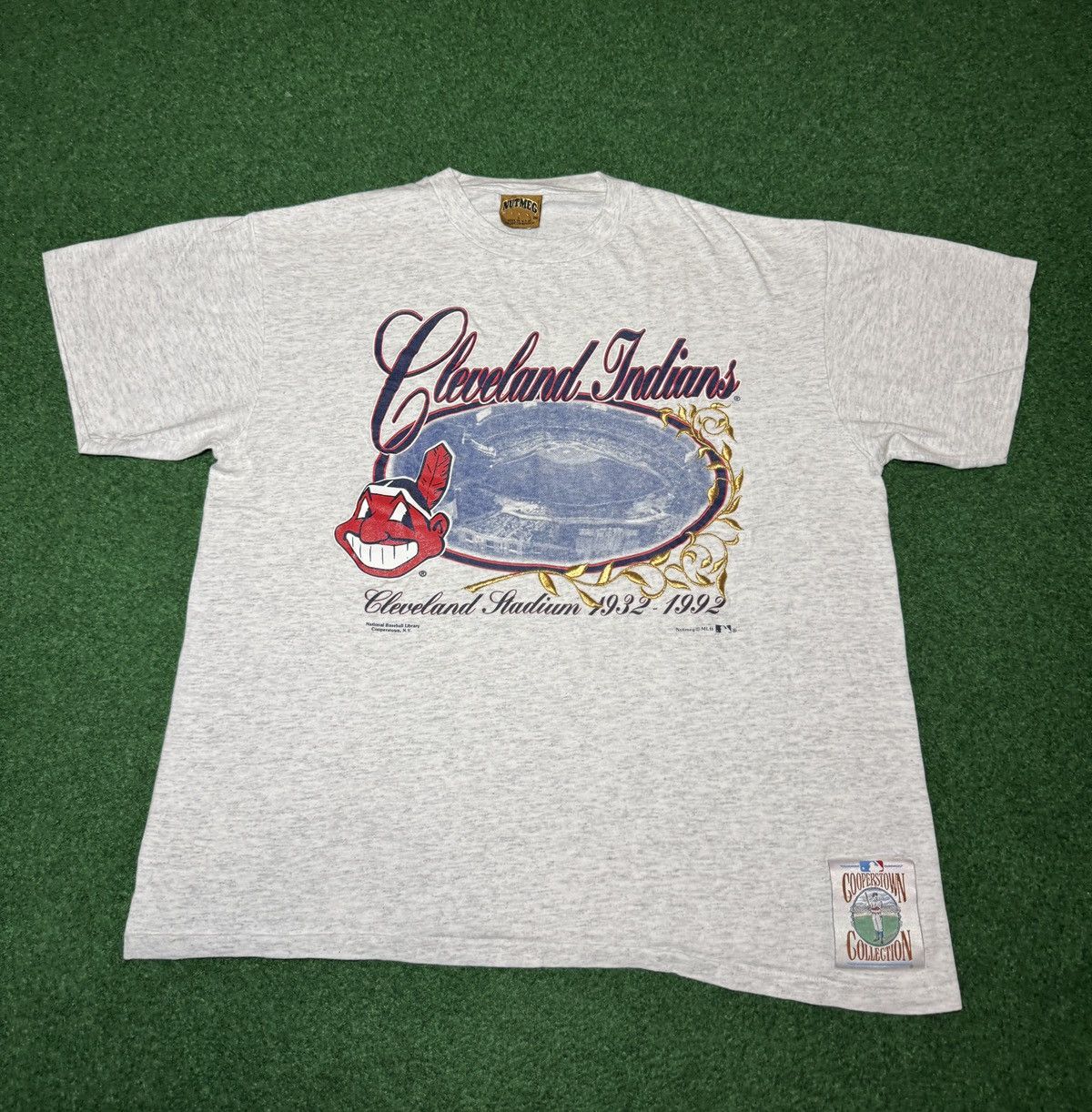 Nutmeg Vintage 90s Cleveland Indians Cleveland Stadium T Shirt Size US L / EU 52-54 / 3 - 1 Thumbnail