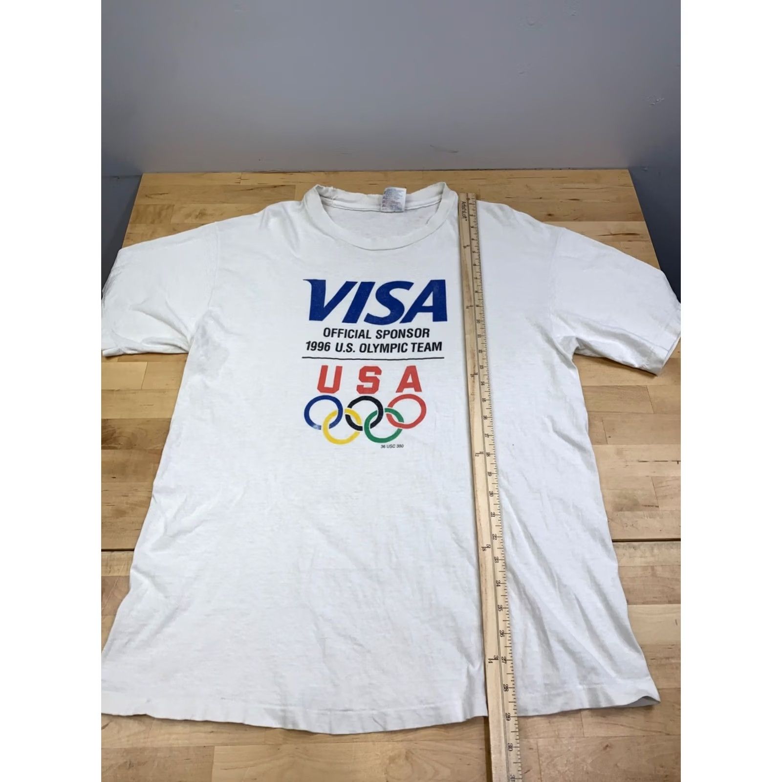 Hanes VINTAGE Hanes 1996 US Olympic Shirt Men L White USA 90s Sports Distress Visa Promo T-Shirt Boys? Size US L / EU 52-54 / 3 - 4 Thumbnail