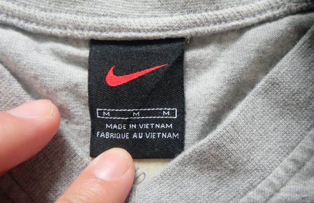 Nike Nike Vintage V-Neck T-Shirt Grey Minimal Size US M / EU 48-50 / 2 - 5 Thumbnail