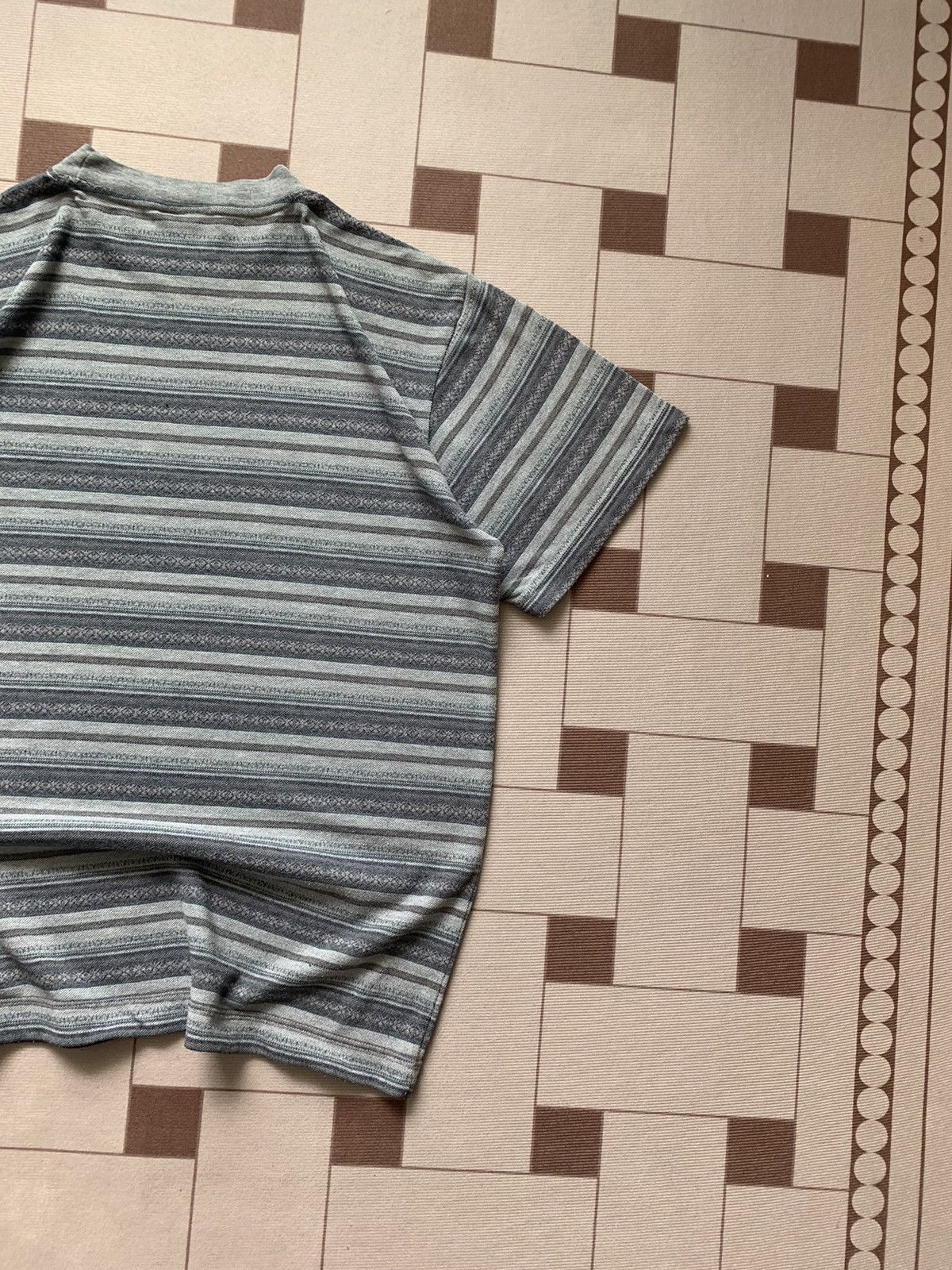 Vintage Vintage Y2K Piko Surf Striped Tshirt Size US M / EU 48-50 / 2 - 6 Thumbnail