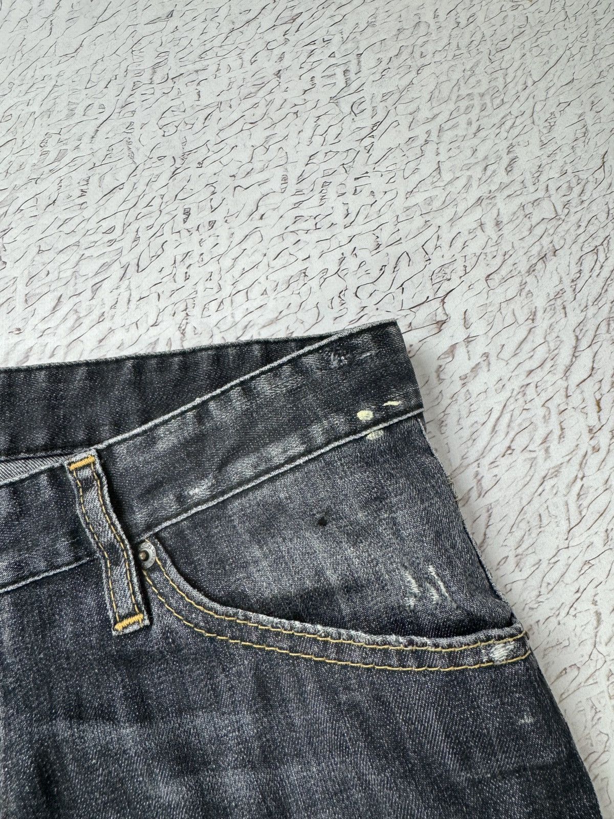 Dsquared2 Dsquared2 black distressed faded painted cropped jeans skiny Size US 34 / EU 50 - 10 Thumbnail