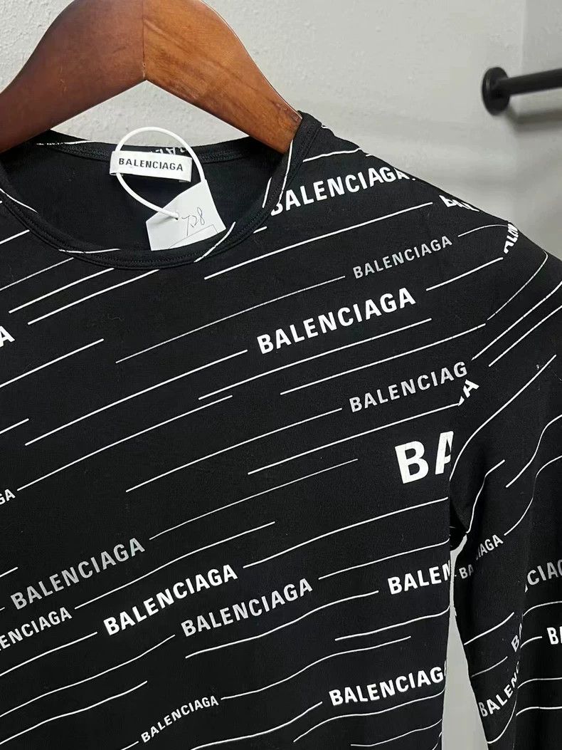 Balenciaga Balenciaga Bullet screen sweater thick Size US M / EU 48-50 / 2 - 3 Thumbnail