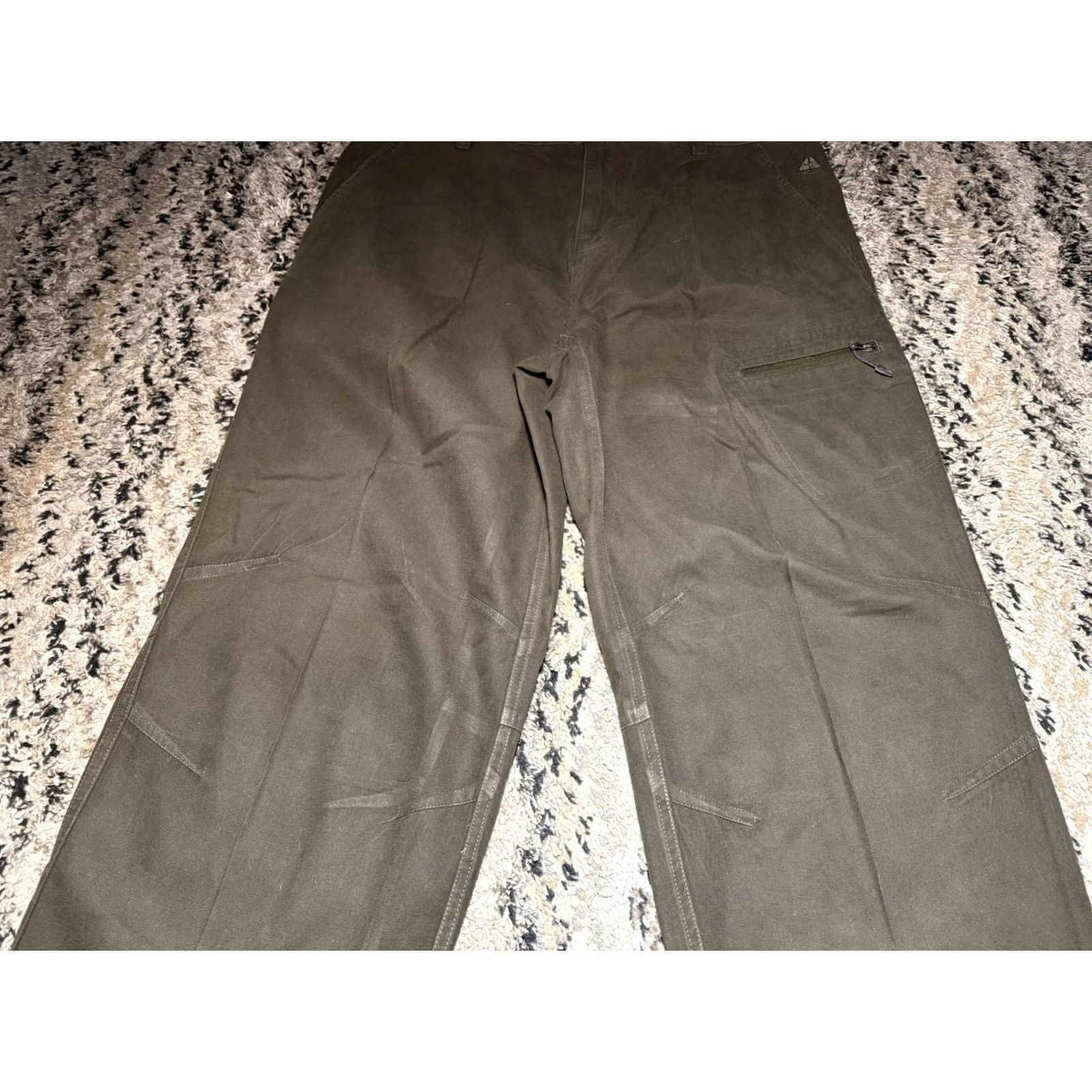 Nike VINTAGE Nike ACG Mens Cargo Pants XL Olive Green 36x32 Outdoor Hiking Zip 90s Tapered Pants Womens Mens Size US 36 / EU 52 - 3 Thumbnail