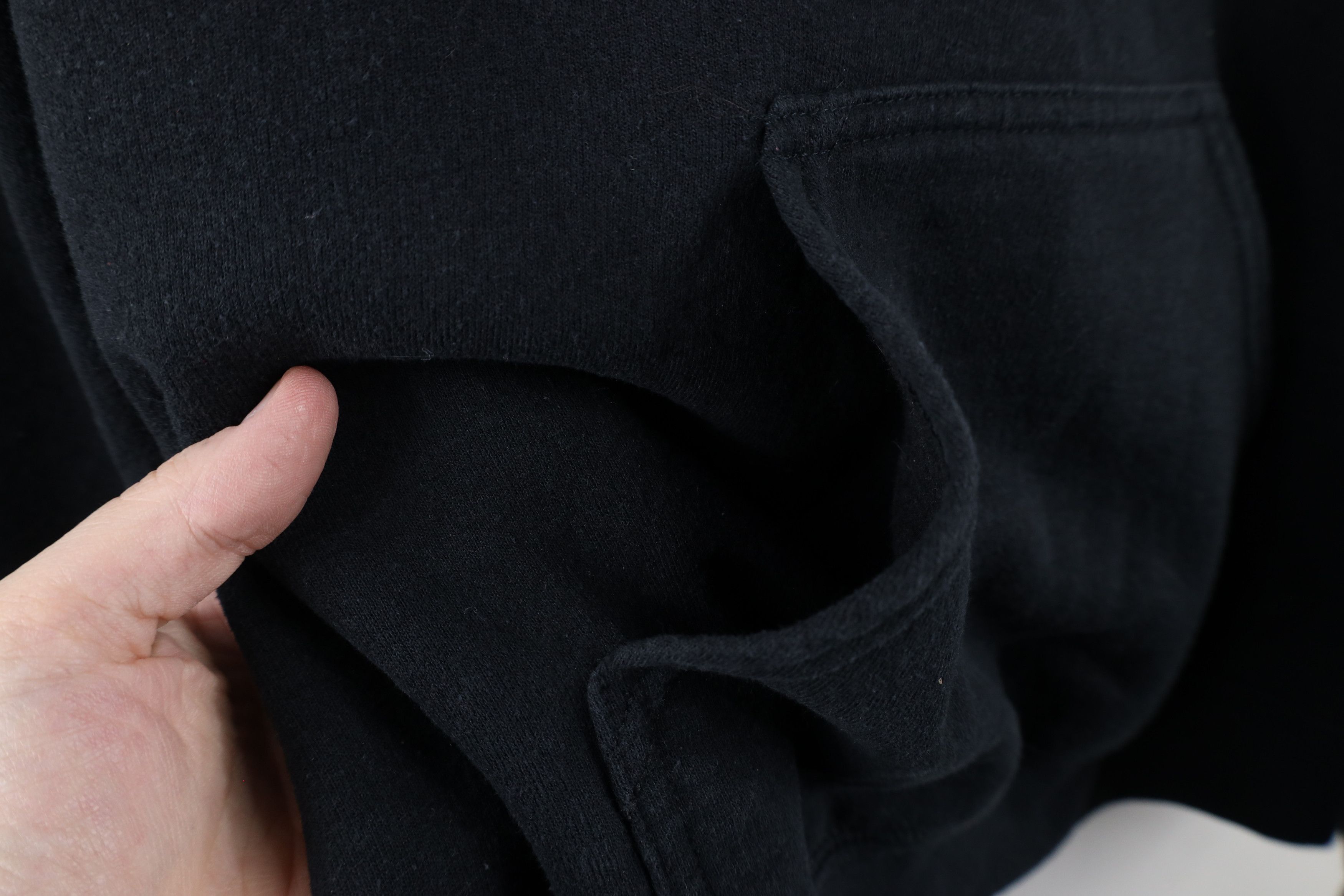 Vintage Vintage 90s Streetwear Faded Blank Hoodie Sweatshirt Black Size US S / EU 44-46 / 1 - 6 Thumbnail