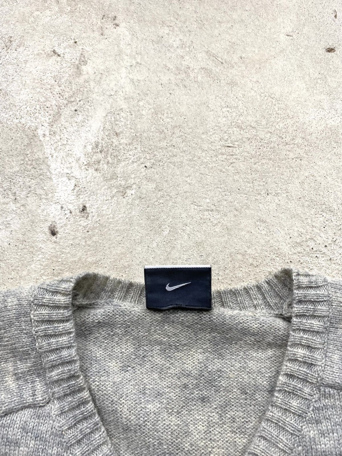 Nike Y2K Vintage Nike Sweater Sweatshirt Hype Travis Scott Style Size US M / EU 48-50 / 2 - 5 Thumbnail