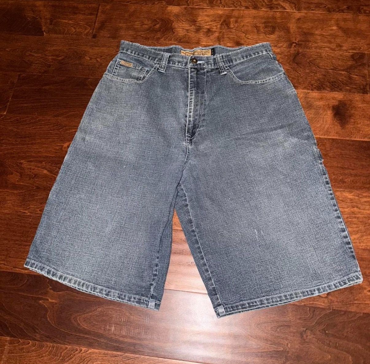 Other Blue denim Industry Standard Denim shorts with a relaxed fit Size US 34 / EU 50 - 2 Thumbnail