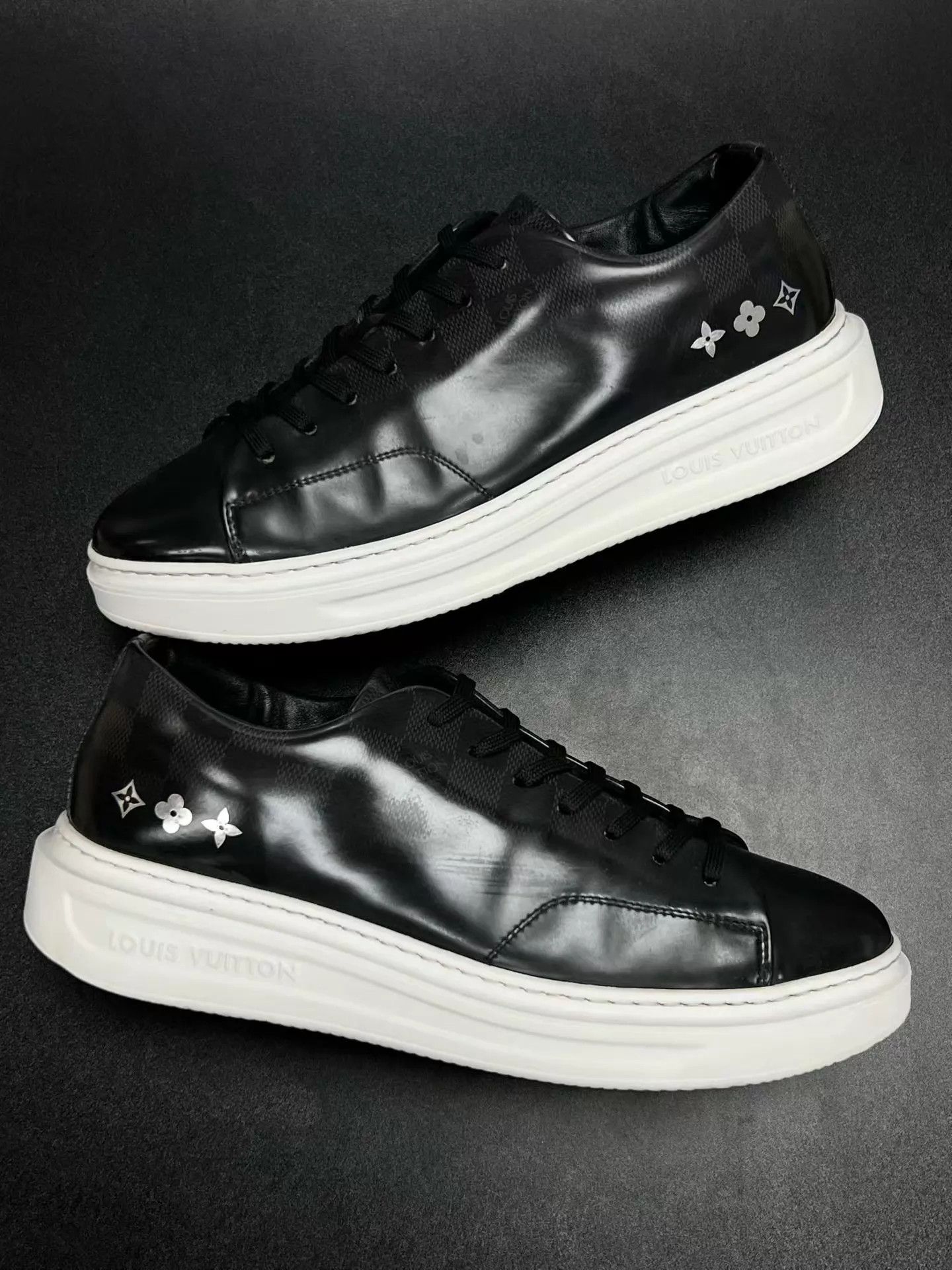 Louis Vuitton Louis Vuitton Beverly Hills Gradient Monogram 40 Size US 7 / EU 40 - 5 Thumbnail