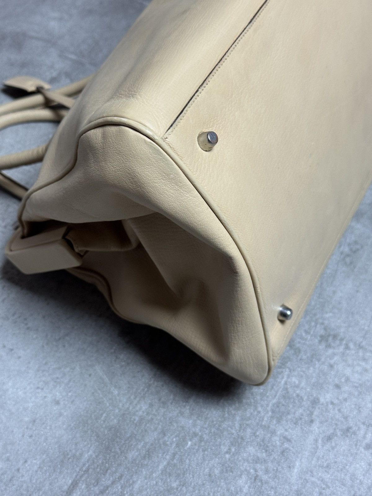 Prada Prada Vintage Beige Doctor Style Bag Size ONE SIZE - 10 Thumbnail