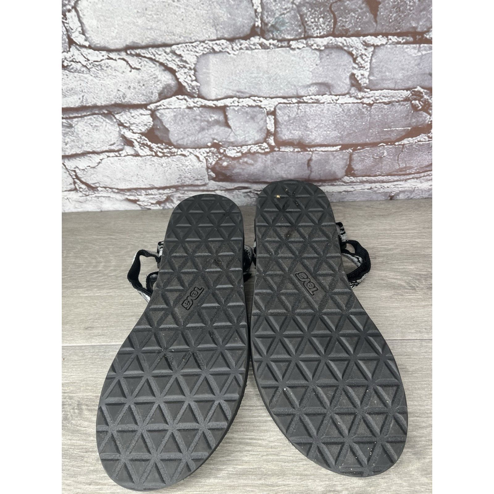 Teva Teva Original Universal Black Gray Back Strap Nylon Sandals Size US 9 / IT 39 - 9 Thumbnail