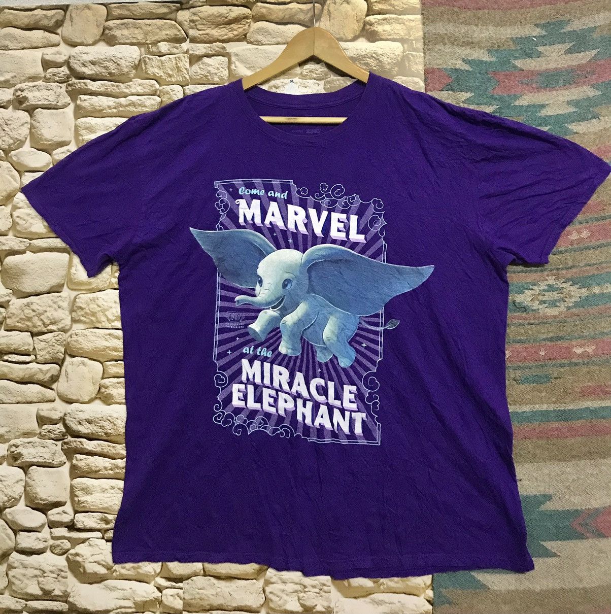 Disney DUMBO Come and Marvel at the Miracle Elephant Size US XXL / EU 58 / 5 - 1 Thumbnail