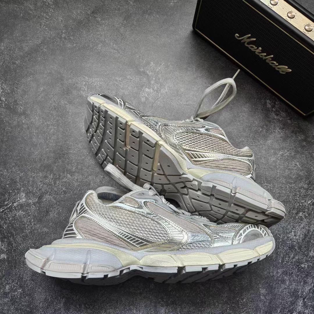 Balenciaga BALENCIAGA 3XL 41 Light Beige 98 New Original Box Size US 8 / EU 41 - 9 Thumbnail