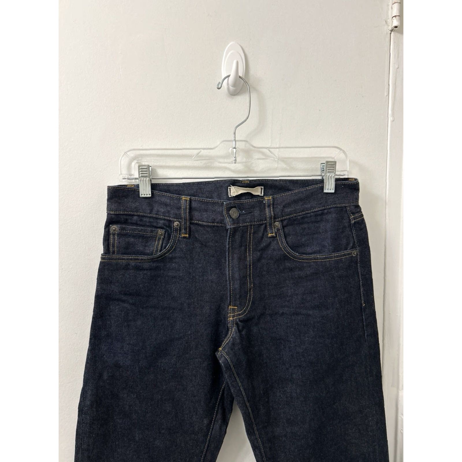 Uniqlo UNIQLO Jeans Slim Straight Fit Mens 29x32 Dark Wash Denim Blue 5-Pocket Zipper Button Logo Slim Straight Style Straight Fit Jeans Mens Size US 29 - 2 Thumbnail