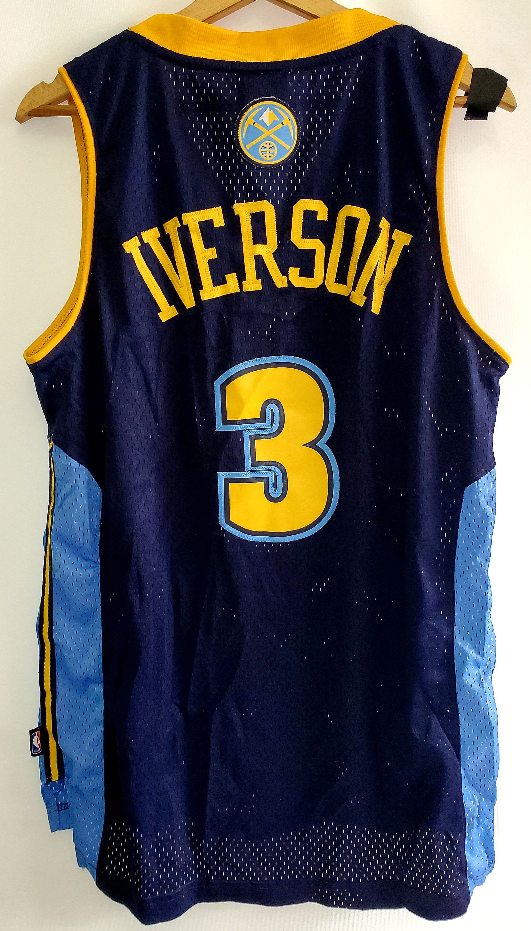 NBA Allen Iverson Denver Nuggets Swingman NBA ideal condition S Size US S / EU 44-46 / 1 - 4 Thumbnail