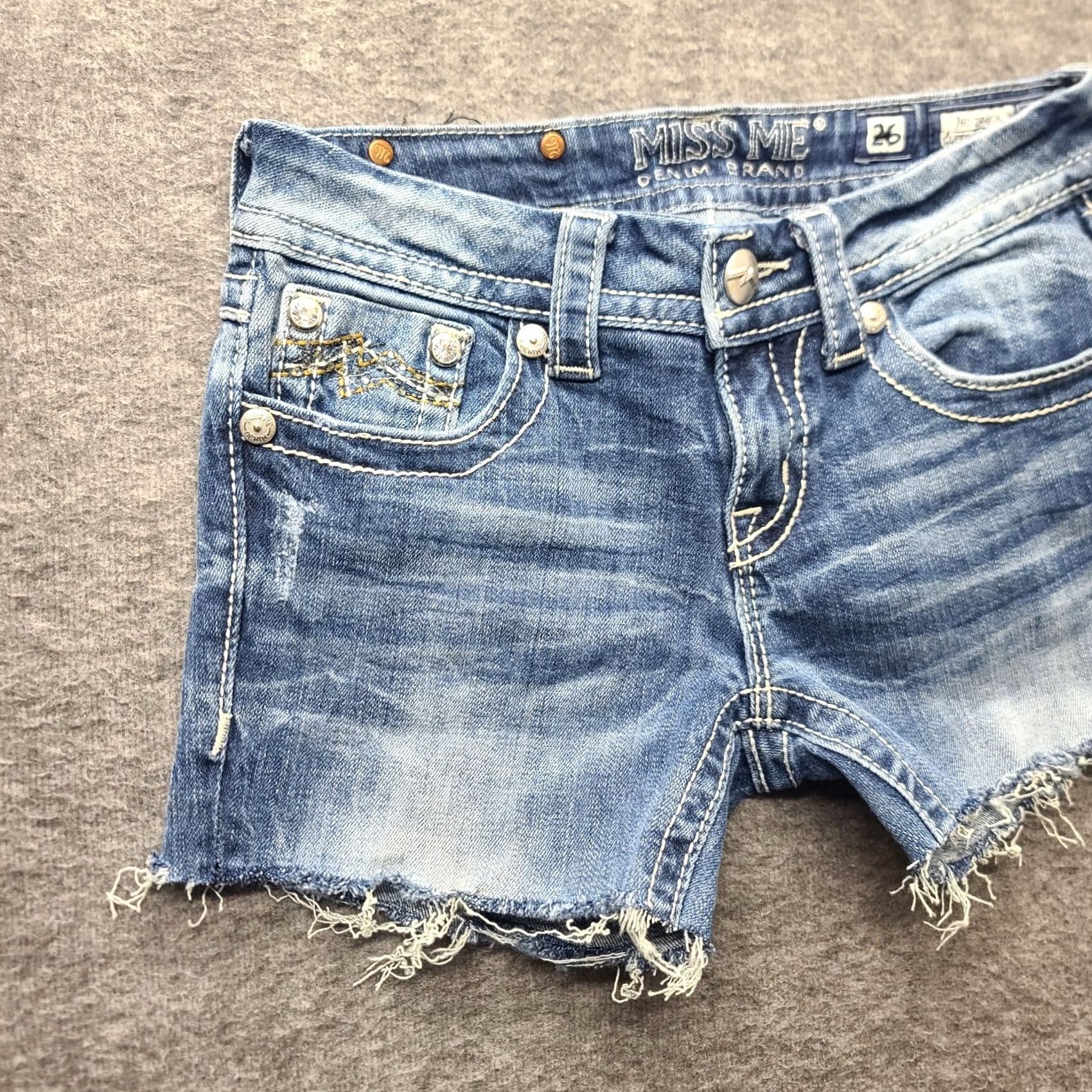 Miss Me Miss Me Cut Off Shorts Womens 26 Skinny Fit Raw Hem Festival Embroidered Denim Blue 5-Pocket Size 26" / US 2 / IT 38 - 7 Thumbnail