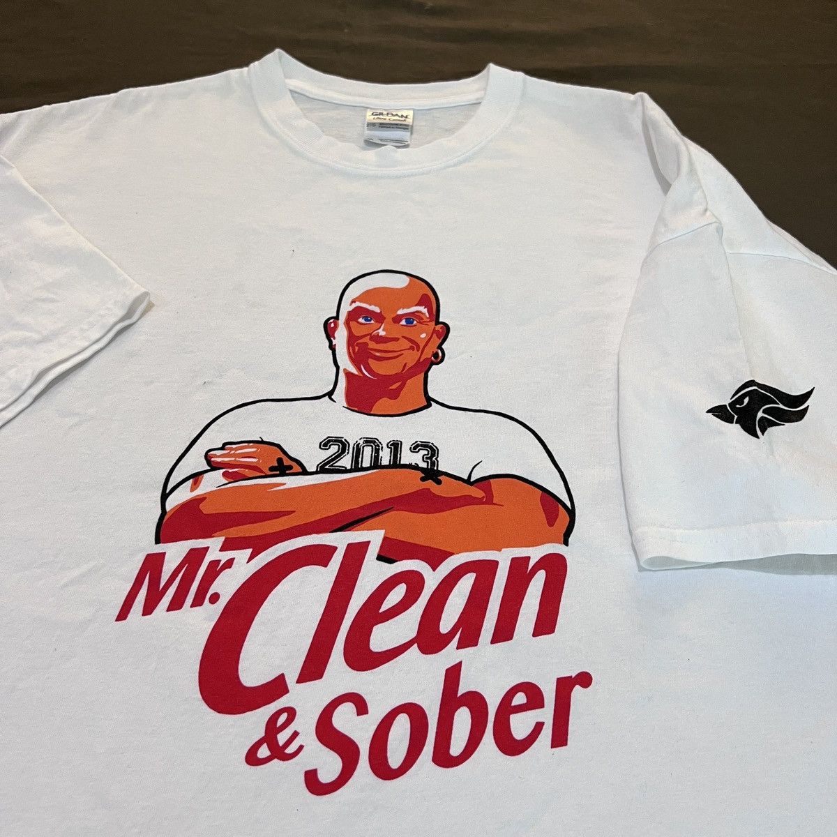 Gildan × Vintage Vintage Y2K Mr Clean & Sober Logo Graphic Promo Tee 2XL Size US XXL / EU 58 / 5 - 1 Thumbnail